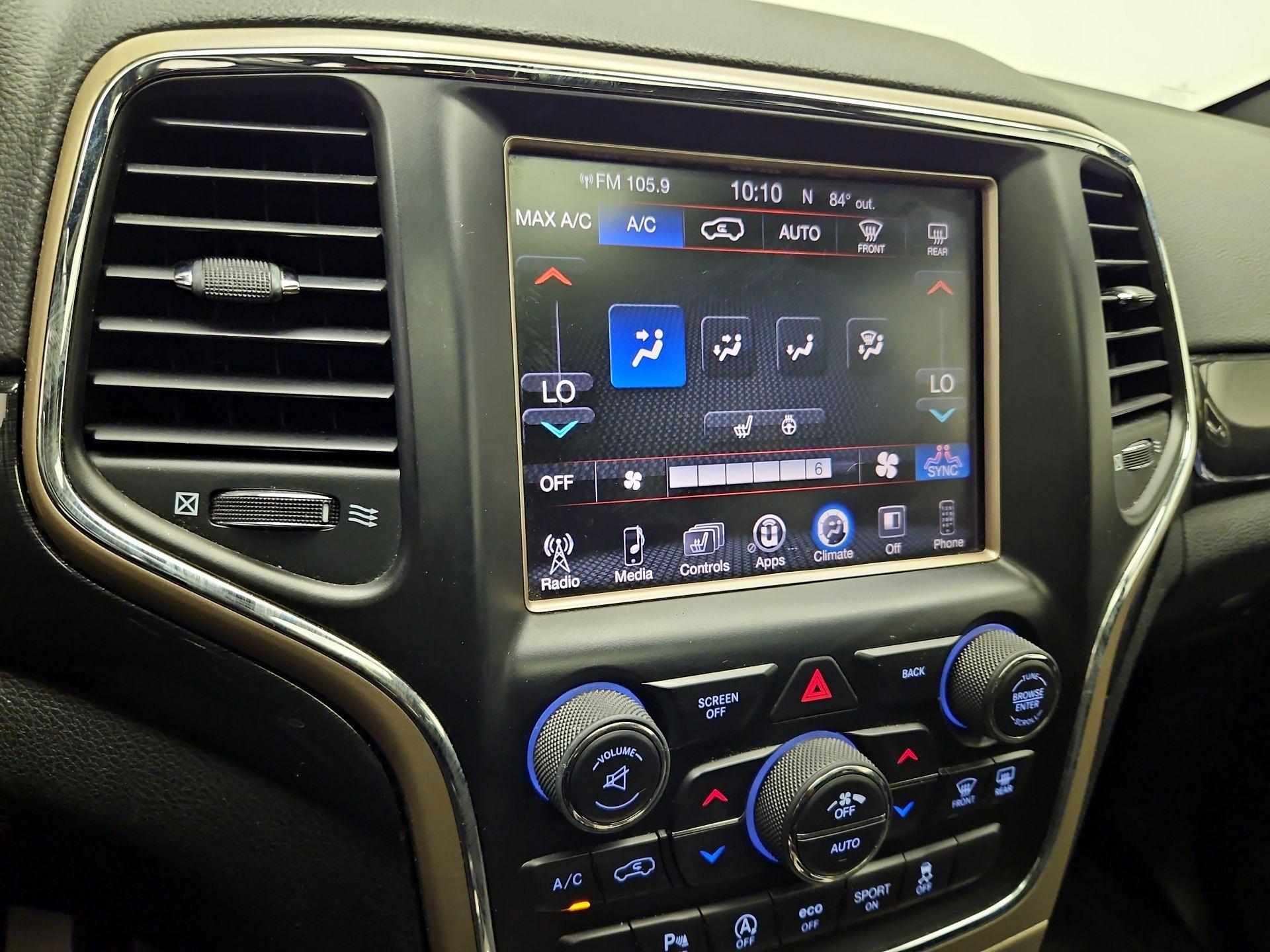 Thumbnail: 2017 Jeep Grand Cherokee - 16