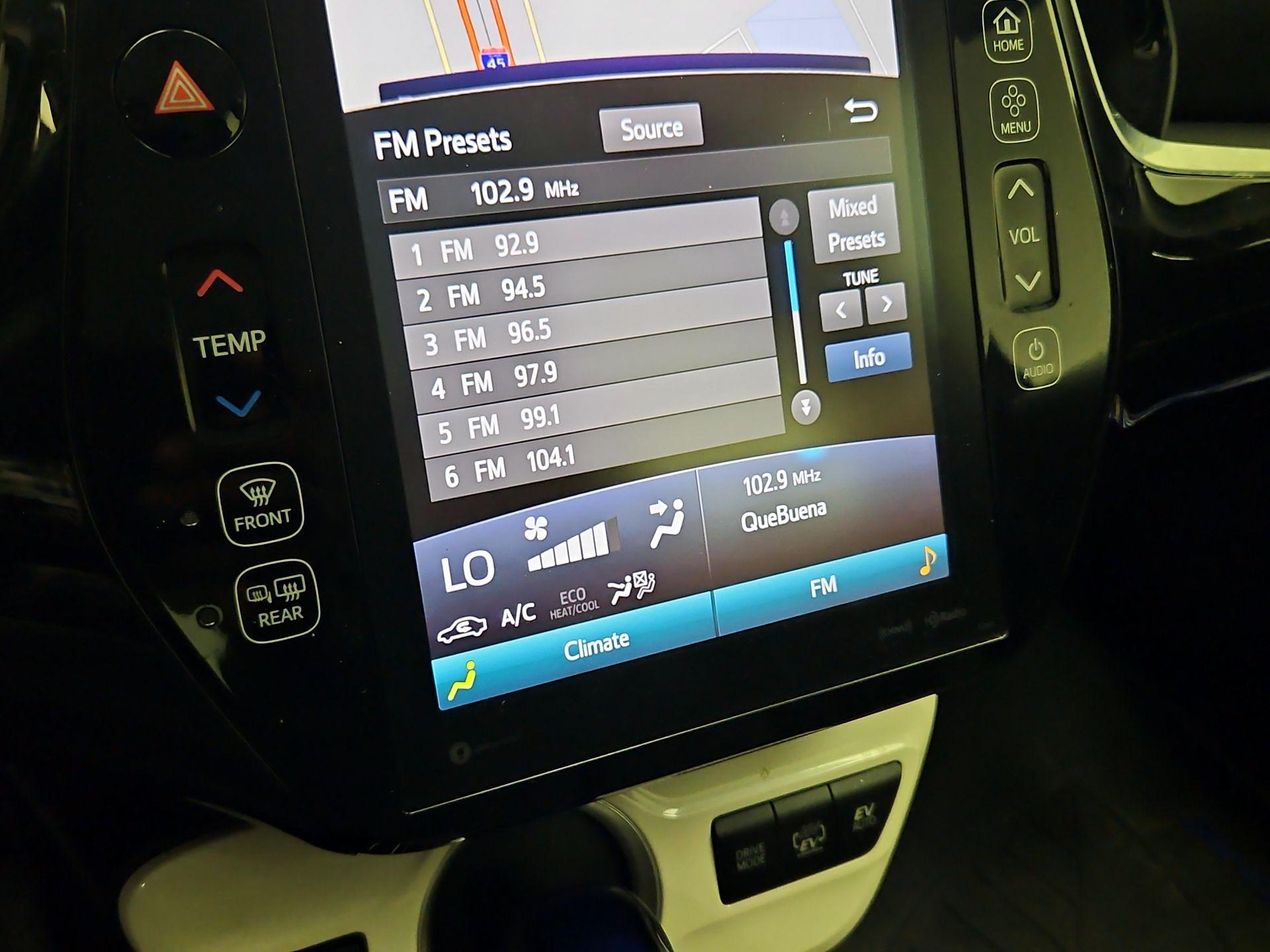 Thumbnail: 2017 Toyota Prius Prime - 16