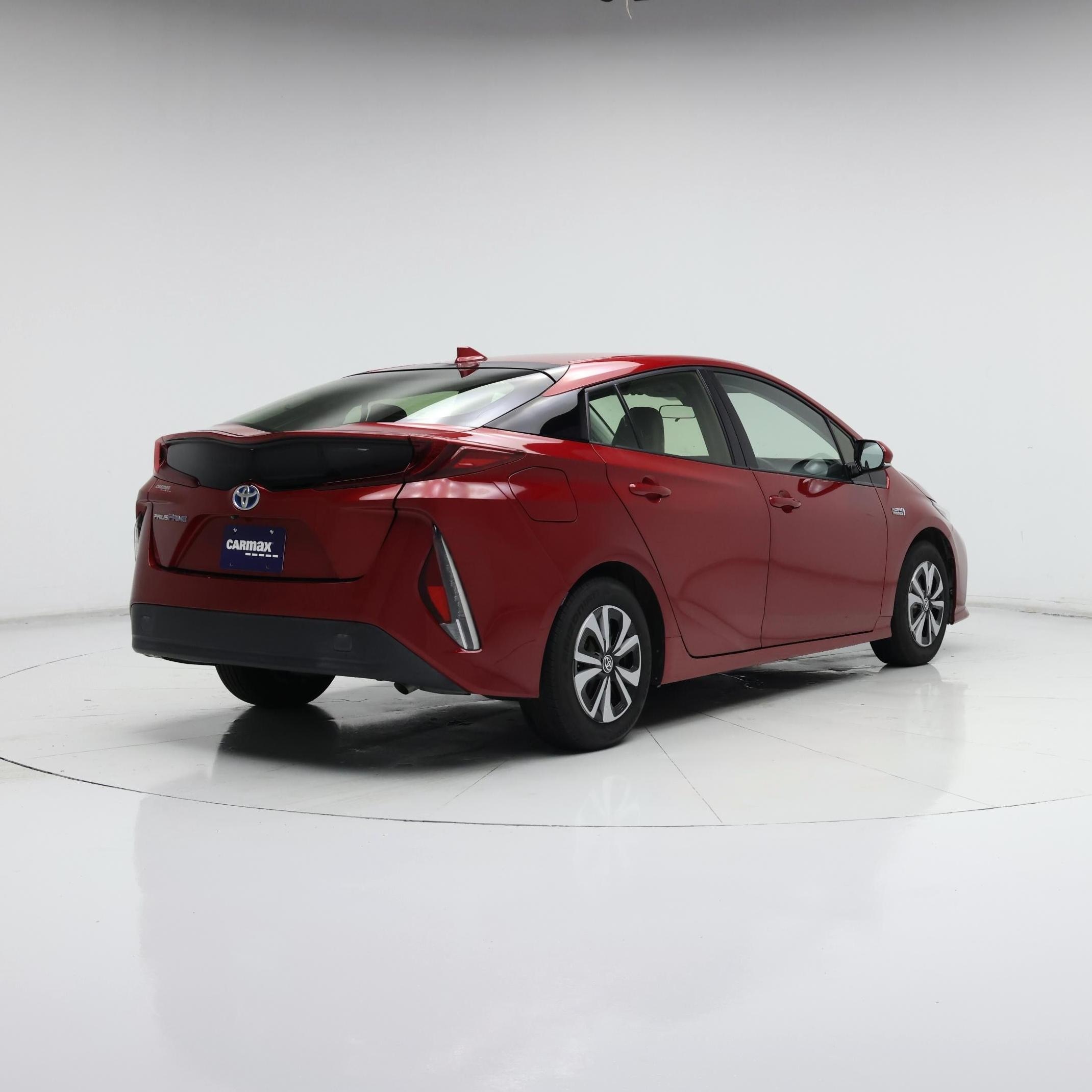 Thumbnail: 2017 Toyota Prius Prime - 8