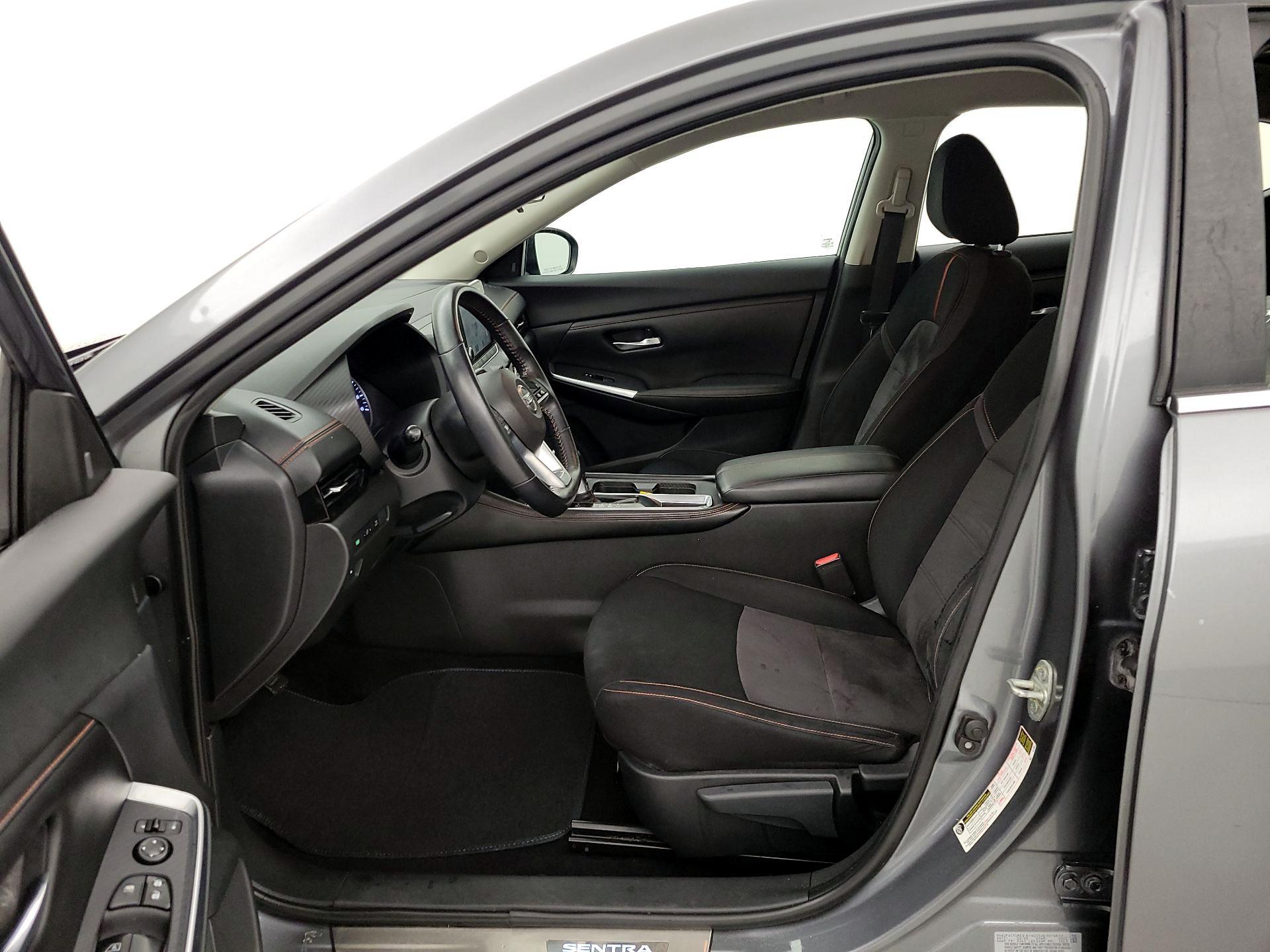 Thumbnail: 2020 Nissan Sentra - 11