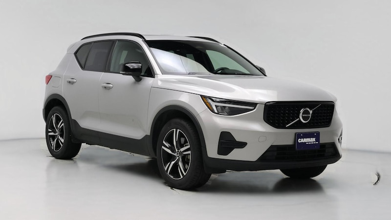 2024 Volvo XC40 B5 Core Hero Image