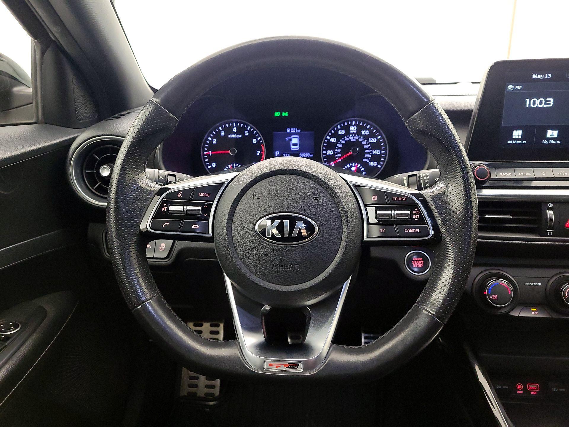 Thumbnail: 2020 Kia Forte - 10