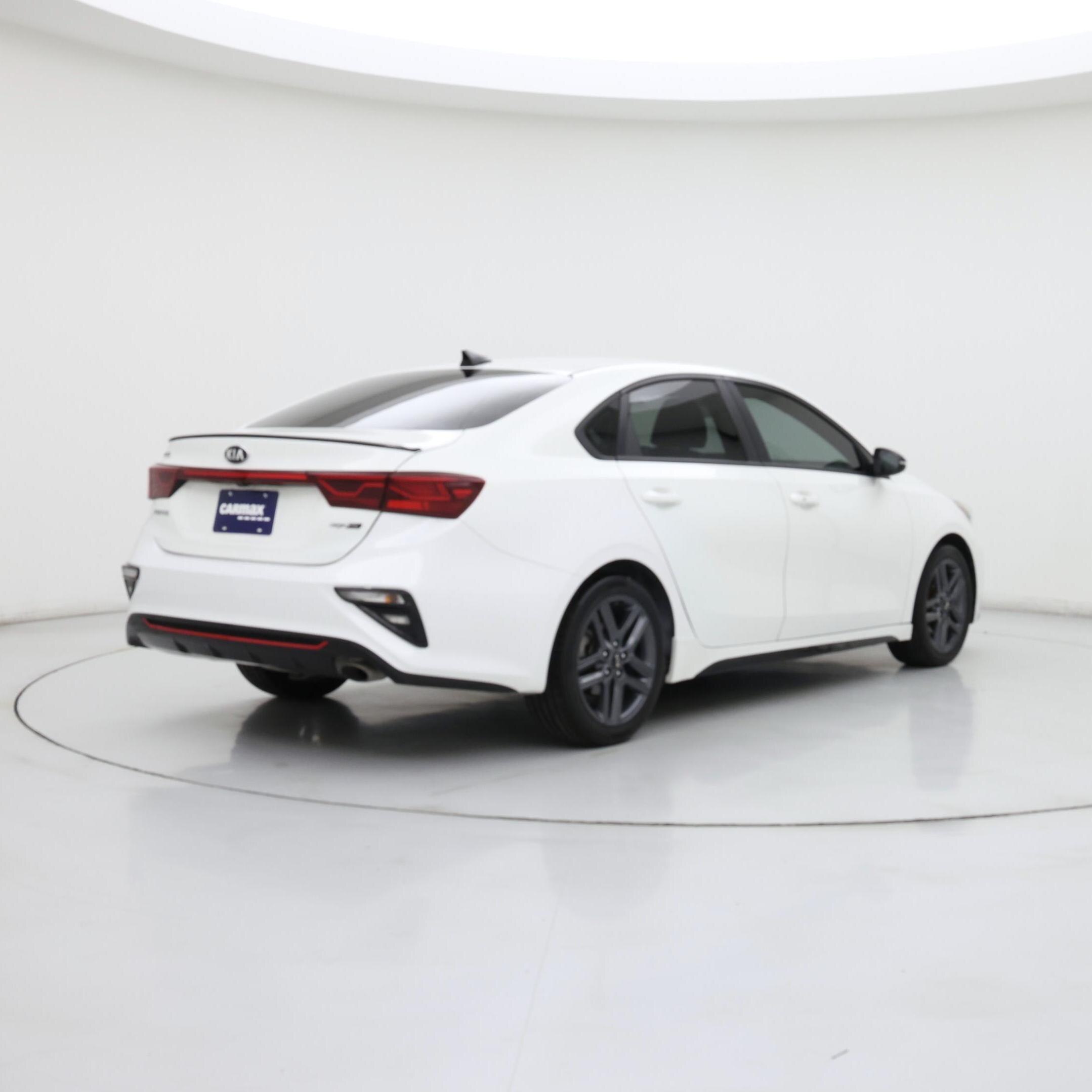 Thumbnail: 2020 Kia Forte - 8