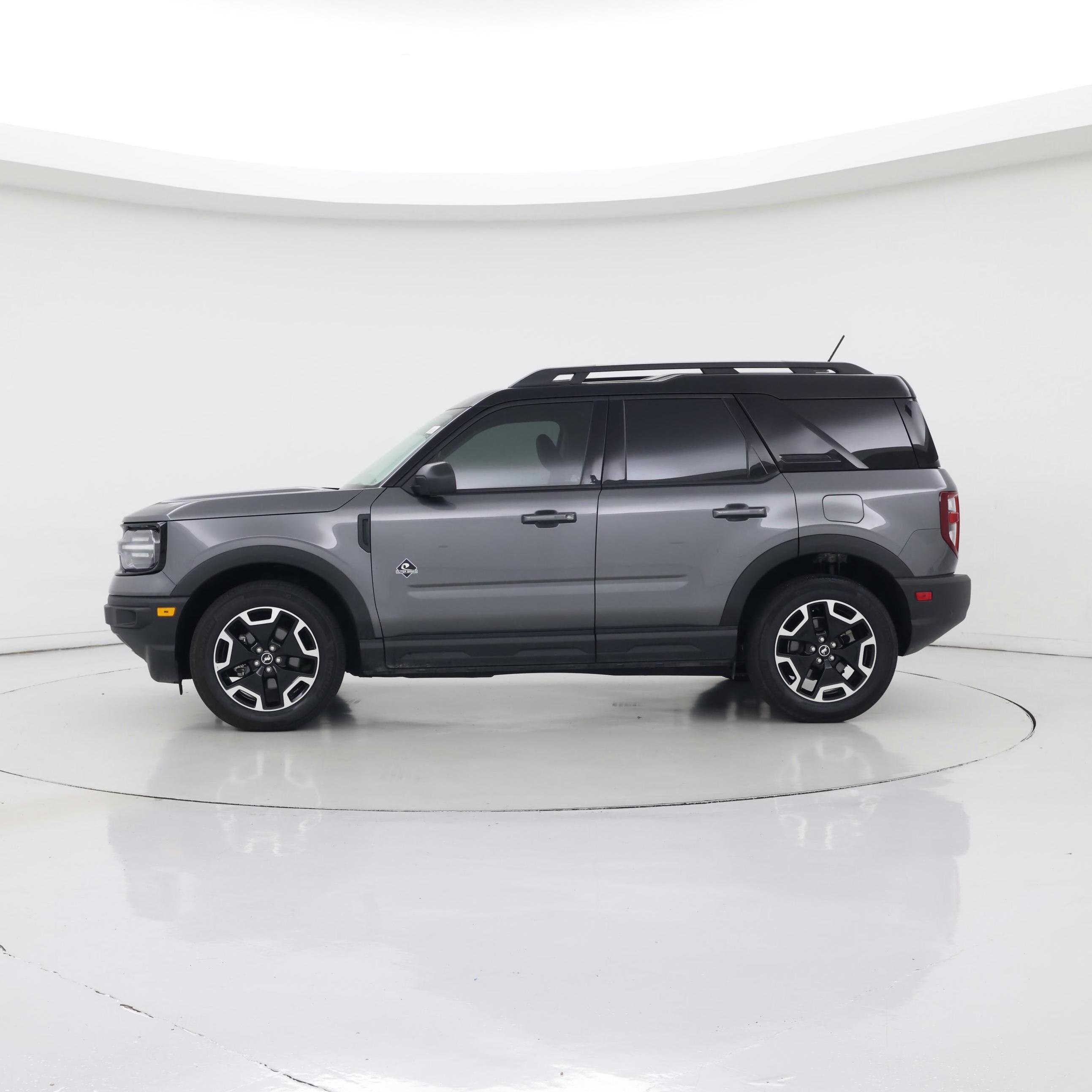Thumbnail: 2023 Ford Bronco Sport - 3