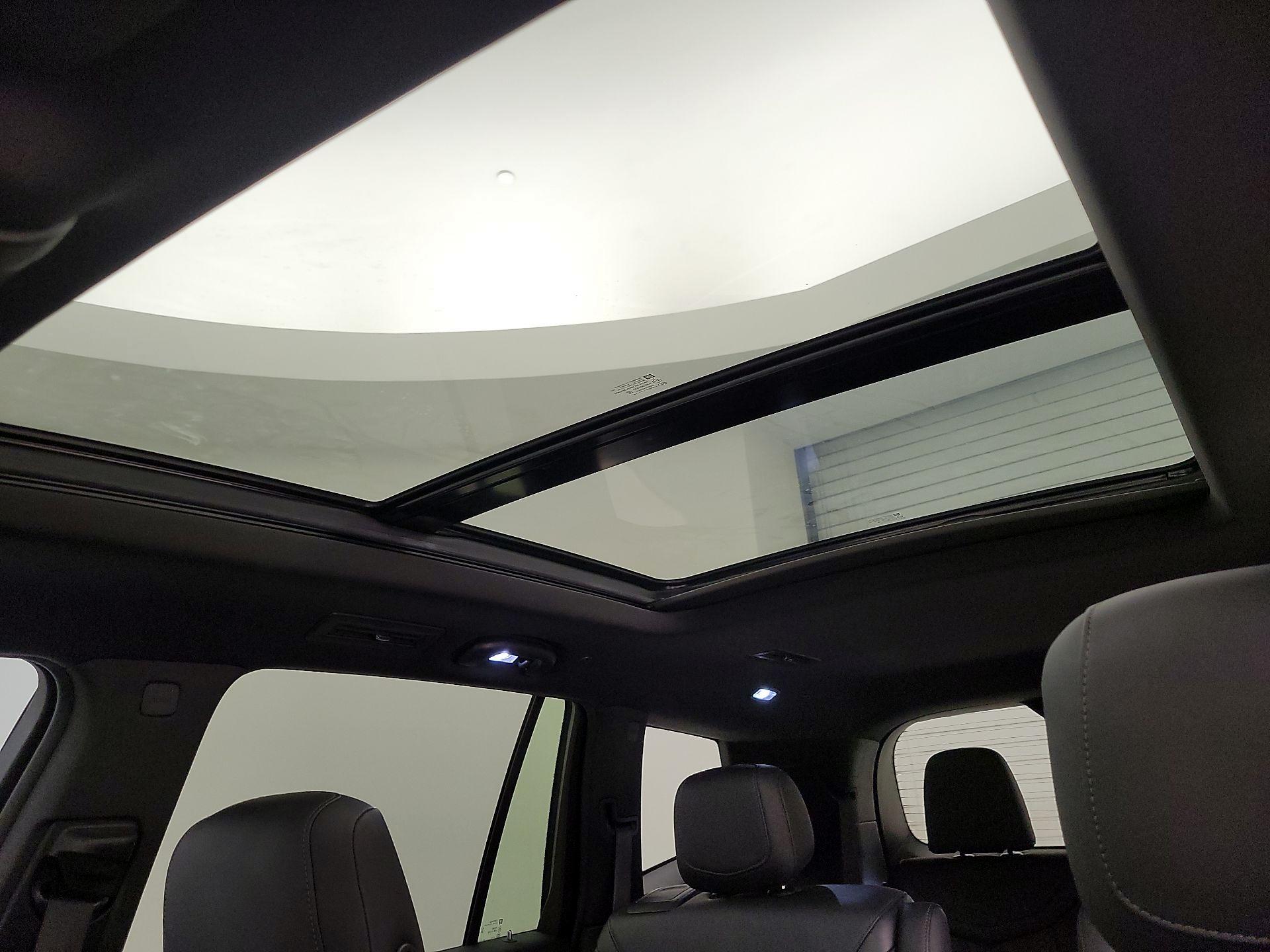 Thumbnail: 2020 Cadillac XT6 - 19