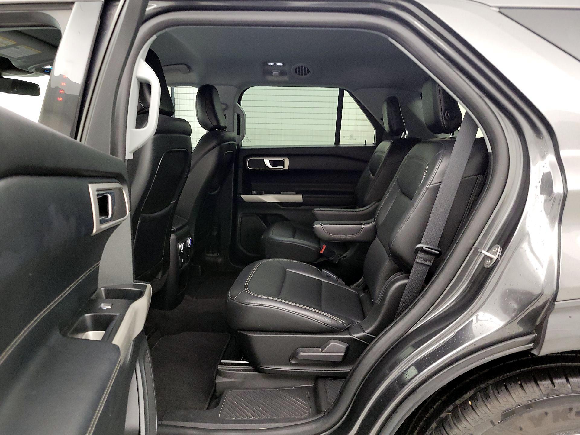 Thumbnail: 2020 Ford Explorer - 19