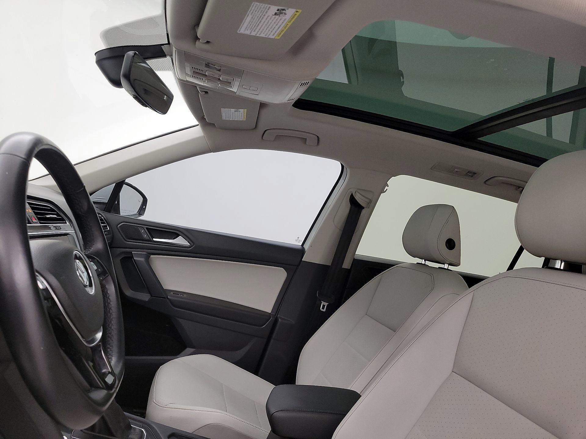 Thumbnail: 2019 Volkswagen Tiguan - 19