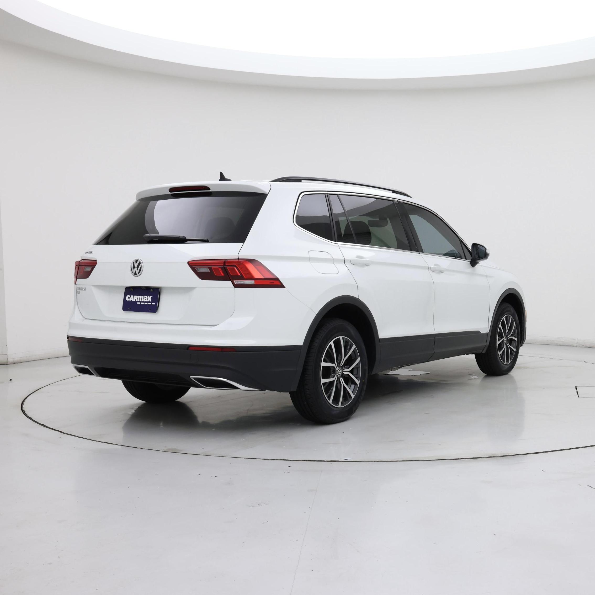 Thumbnail: 2019 Volkswagen Tiguan - 8