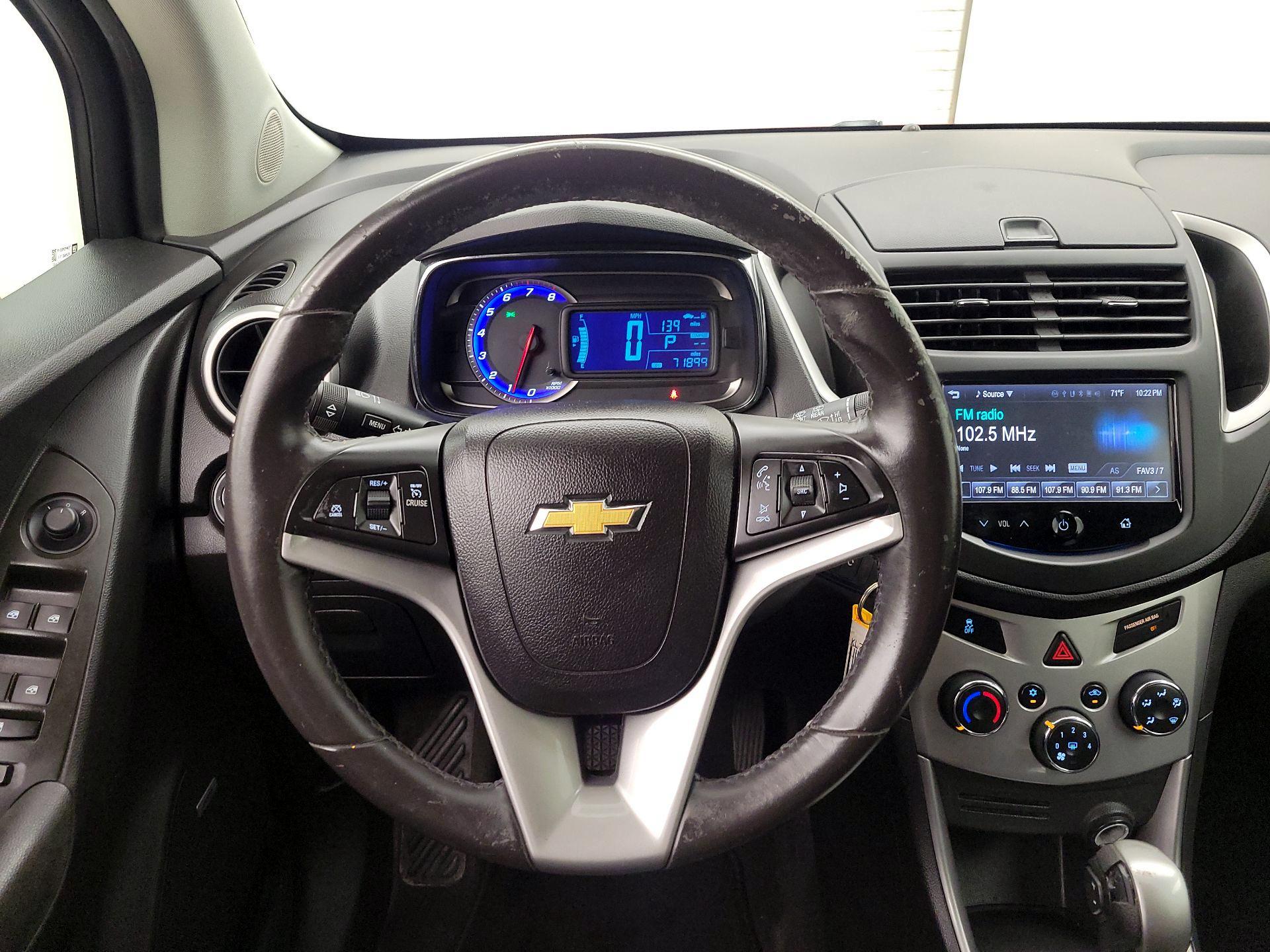 Thumbnail: 2015 Chevrolet Trax - 10