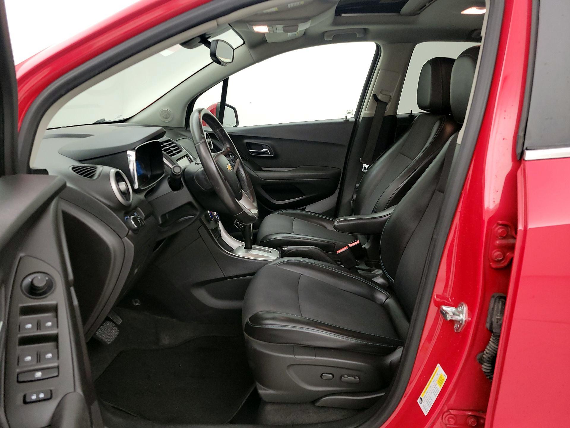 Thumbnail: 2015 Chevrolet Trax - 11