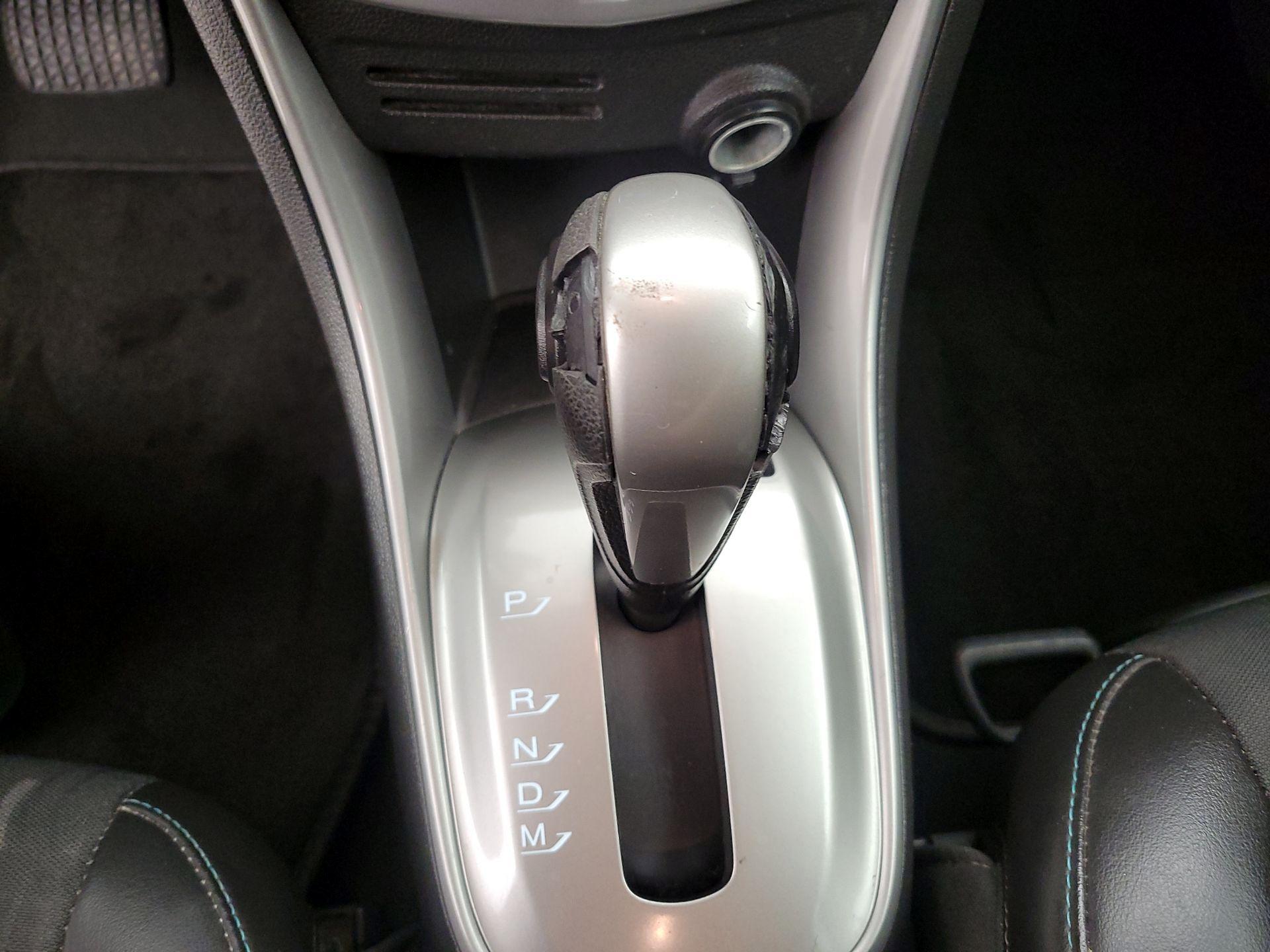Thumbnail: 2015 Chevrolet Trax - 17