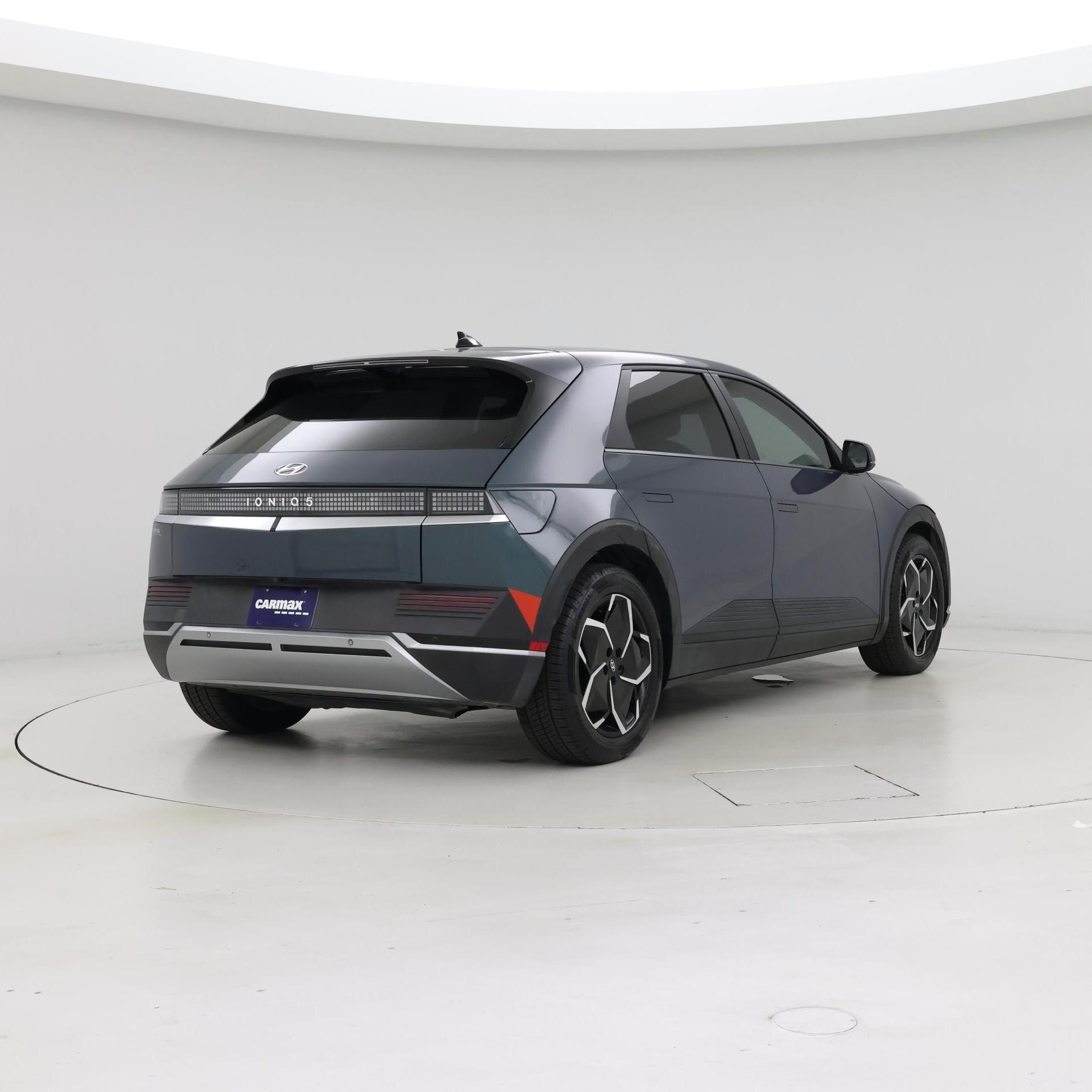 Thumbnail: 2022 Hyundai Ioniq 5 - 8