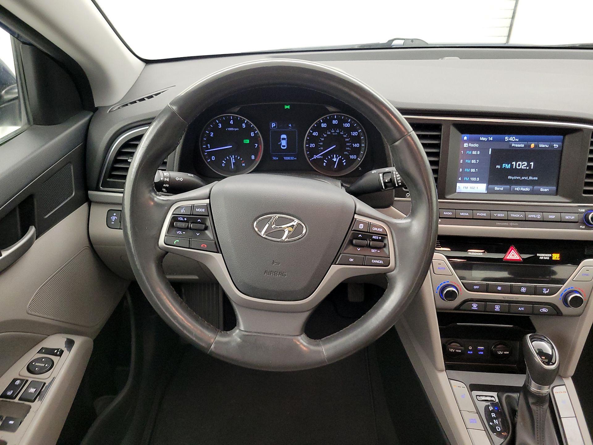 Thumbnail: 2018 Hyundai Elantra - 10