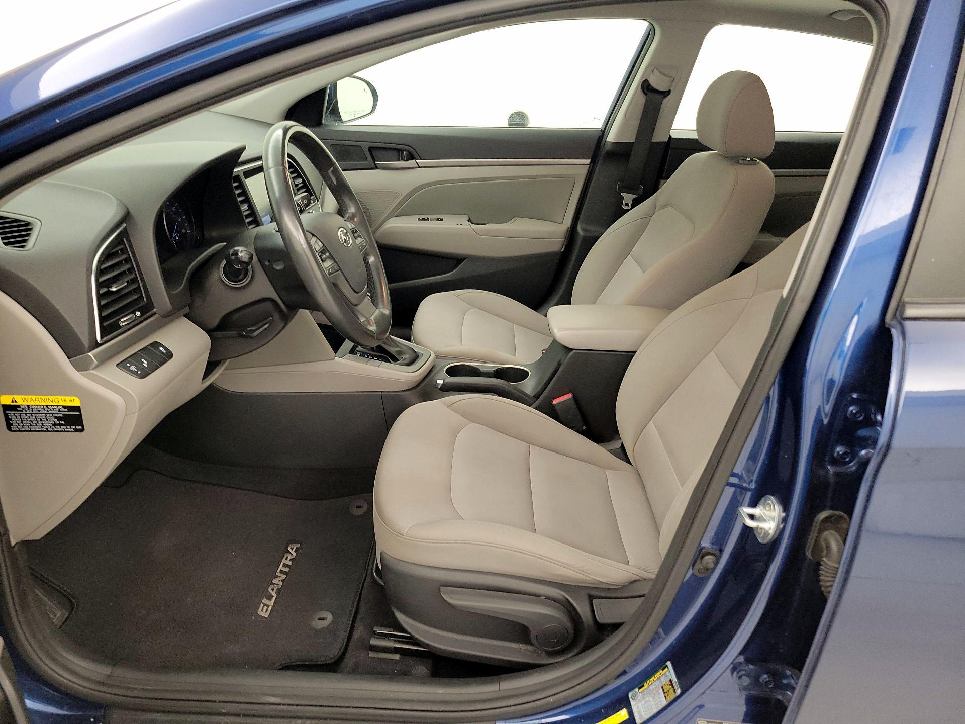 Thumbnail: 2018 Hyundai Elantra - 11