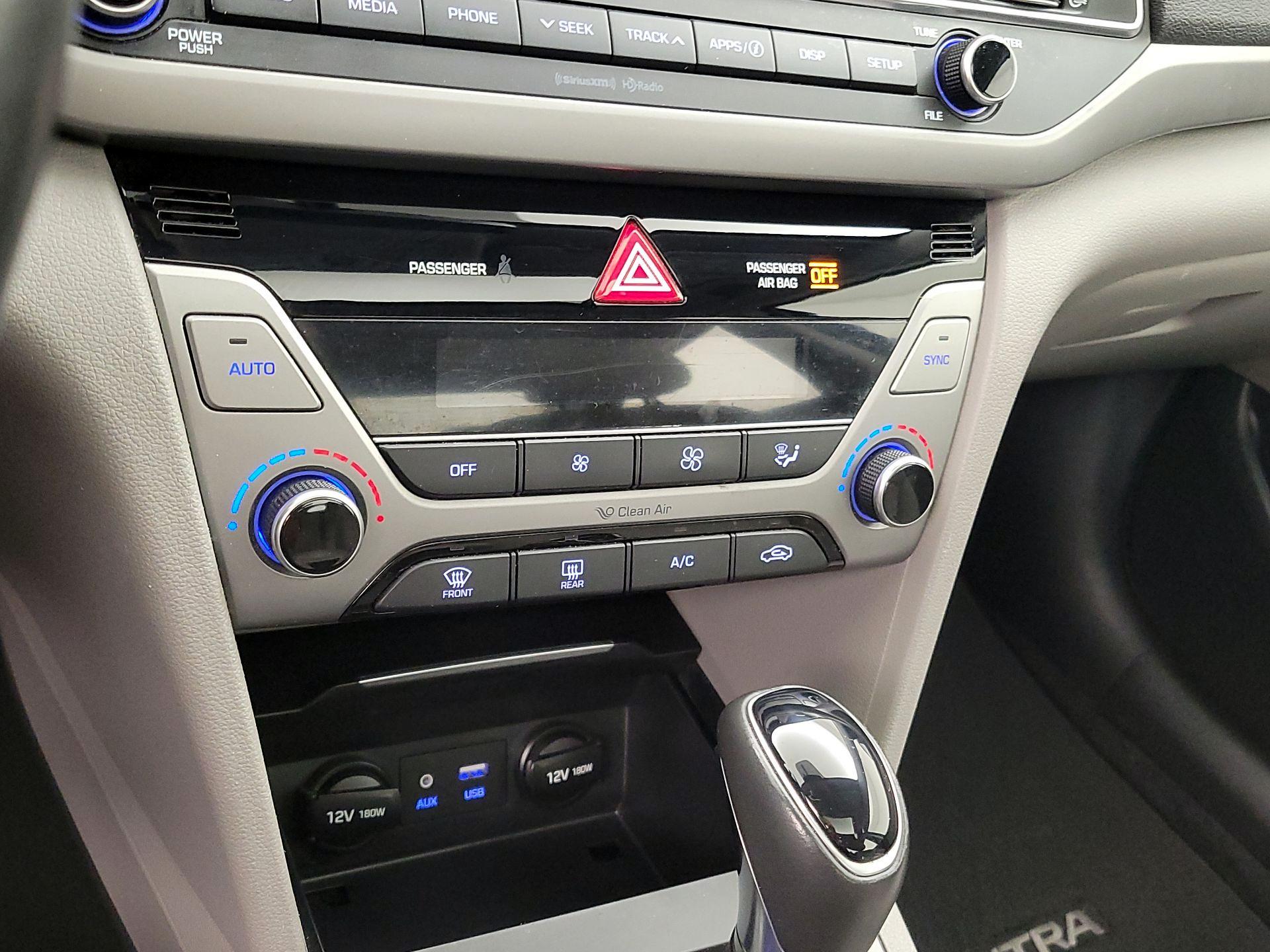 Thumbnail: 2018 Hyundai Elantra - 16