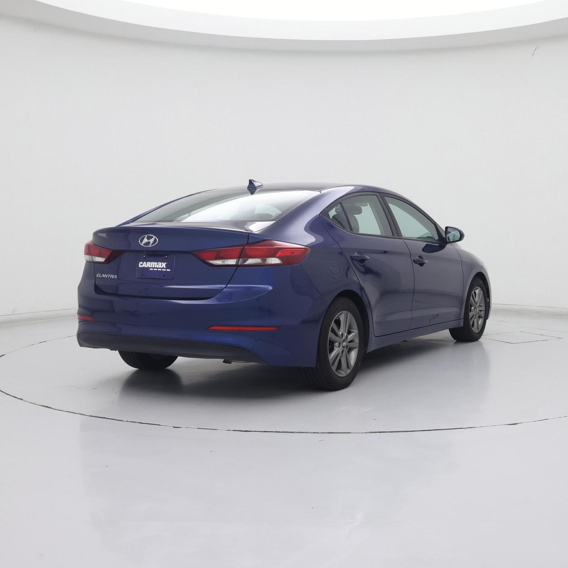 Thumbnail: 2018 Hyundai Elantra - 8