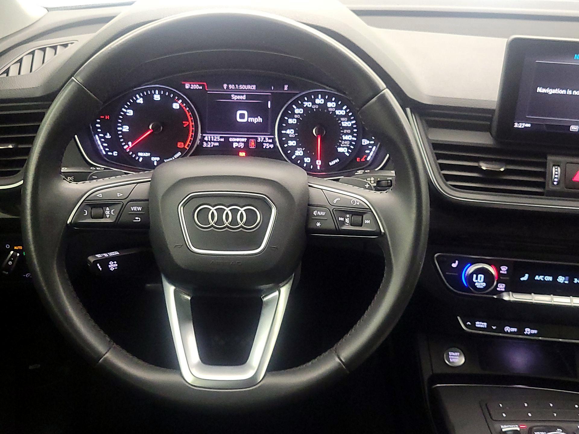 Thumbnail: 2020 Audi Q5 - 10
