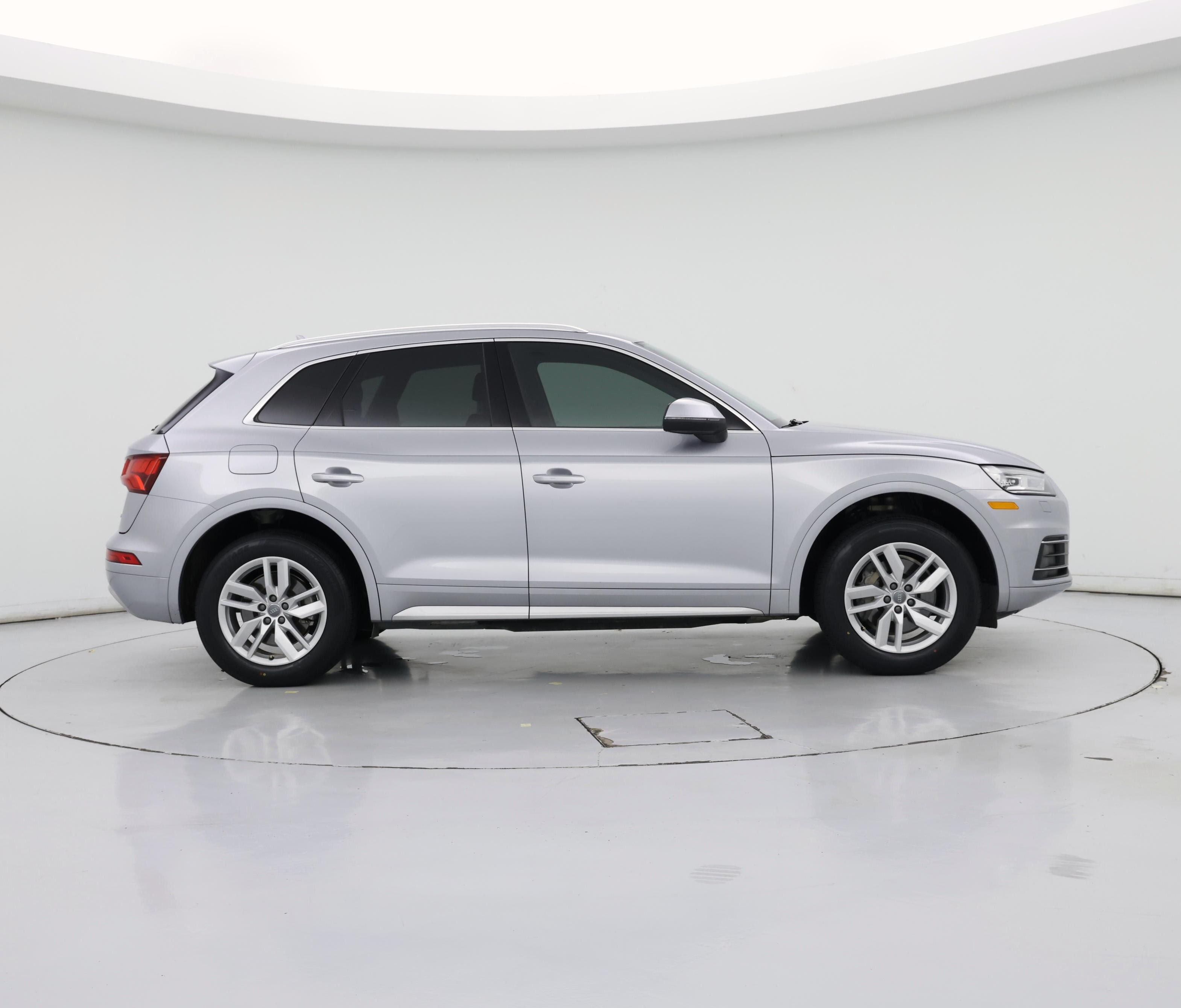 Thumbnail: 2020 Audi Q5 - 7
