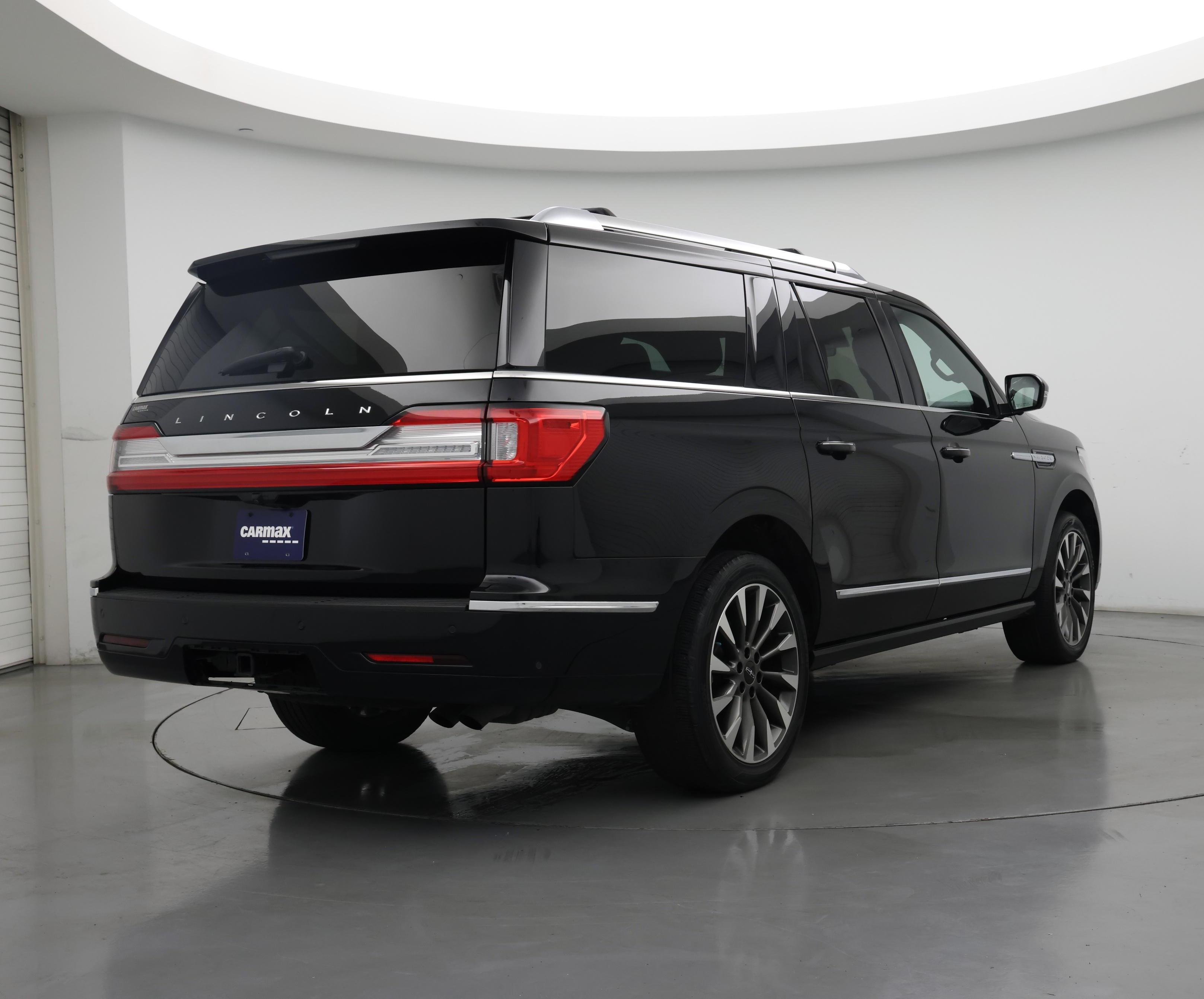 Thumbnail: 2021 Lincoln Navigator L - 8