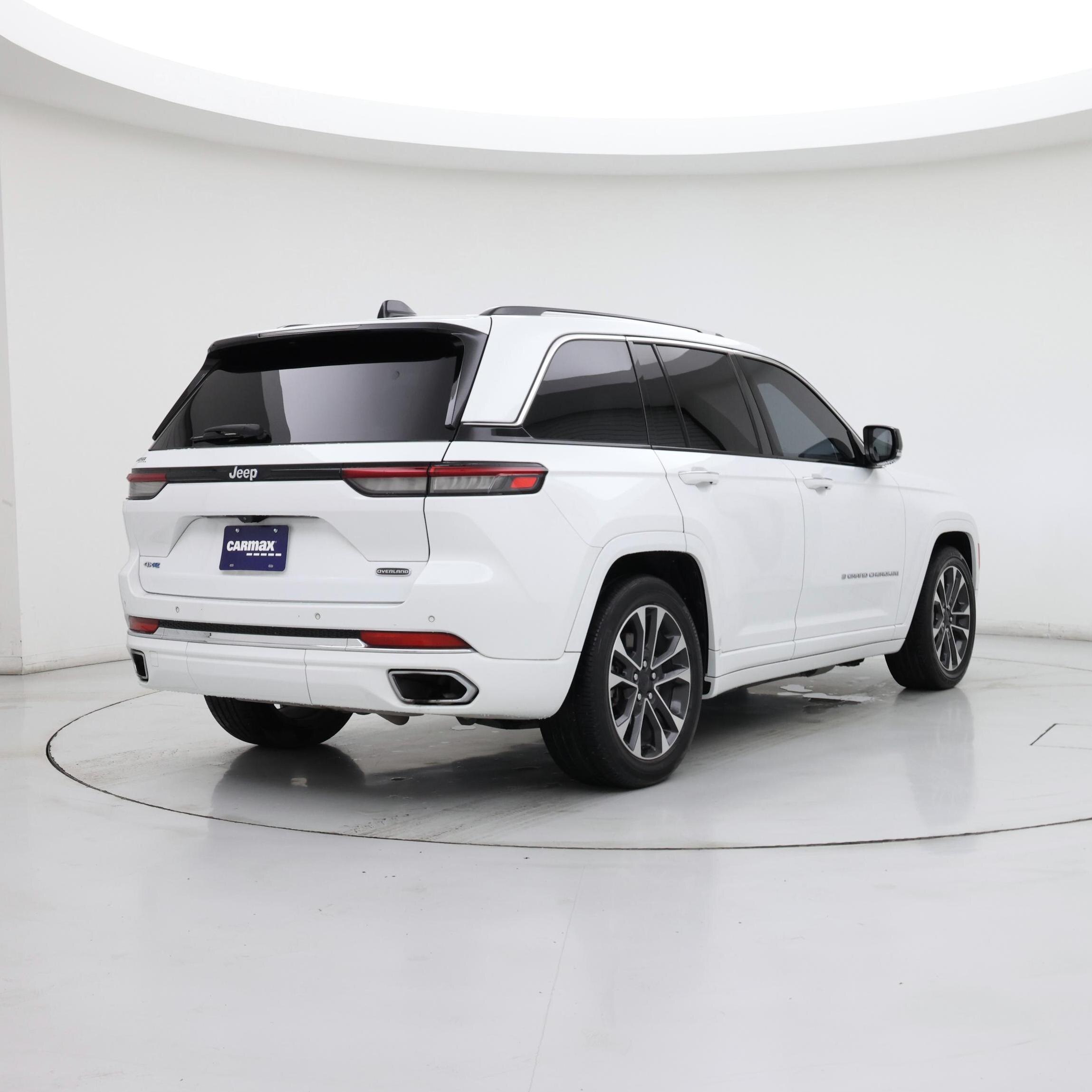 Thumbnail: 2022 Jeep Grand Cherokee - 8