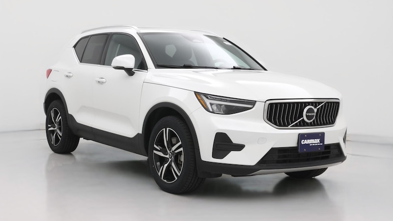 2024 Volvo XC40 B5 Core Hero Image
