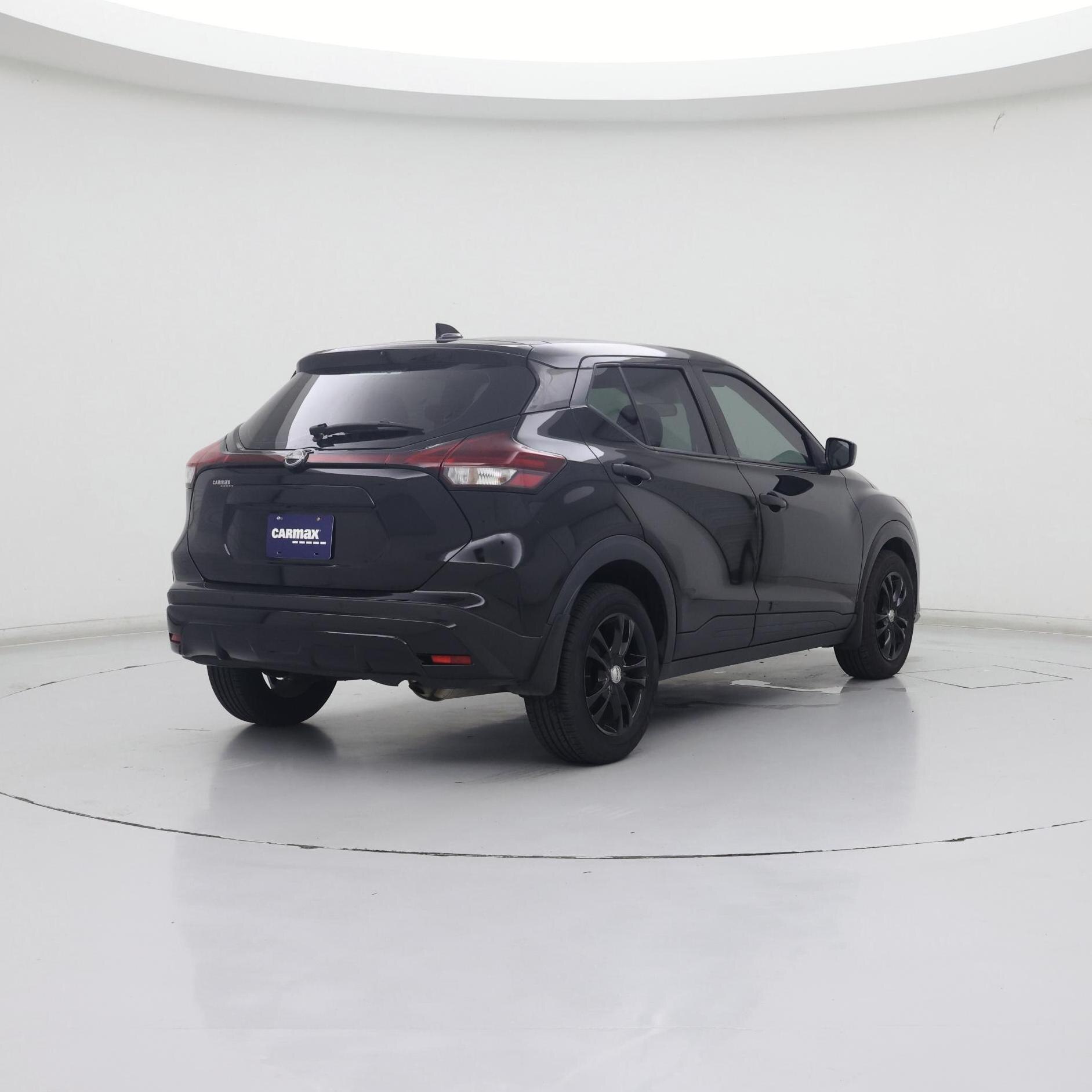 Thumbnail: 2023 Nissan Kicks - 8