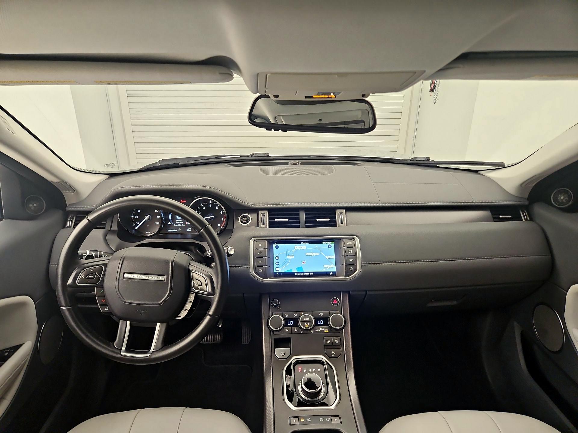 Thumbnail: 2018 Land Rover Range Rover Evoque - 9