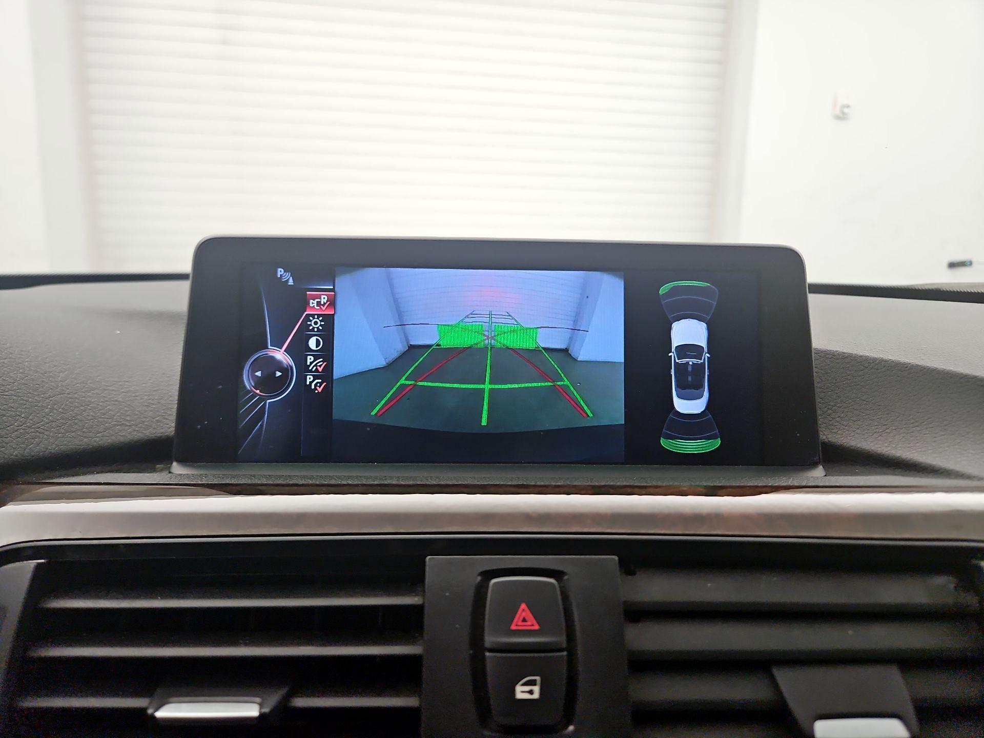 Thumbnail: 2014 BMW 4 Series - 14