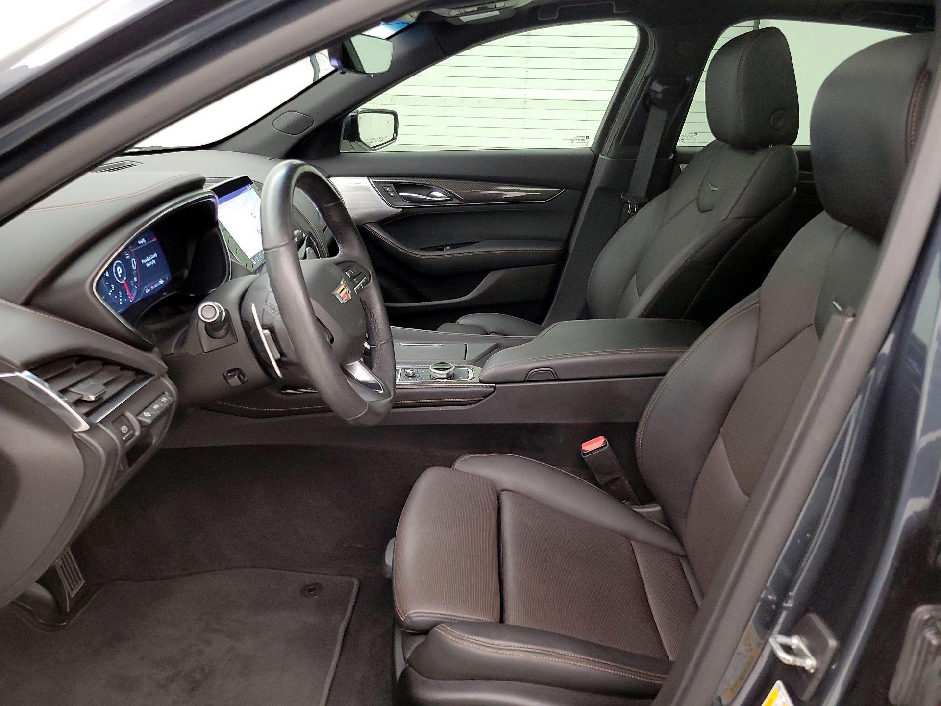 Thumbnail: 2022 Cadillac CT5 - 11