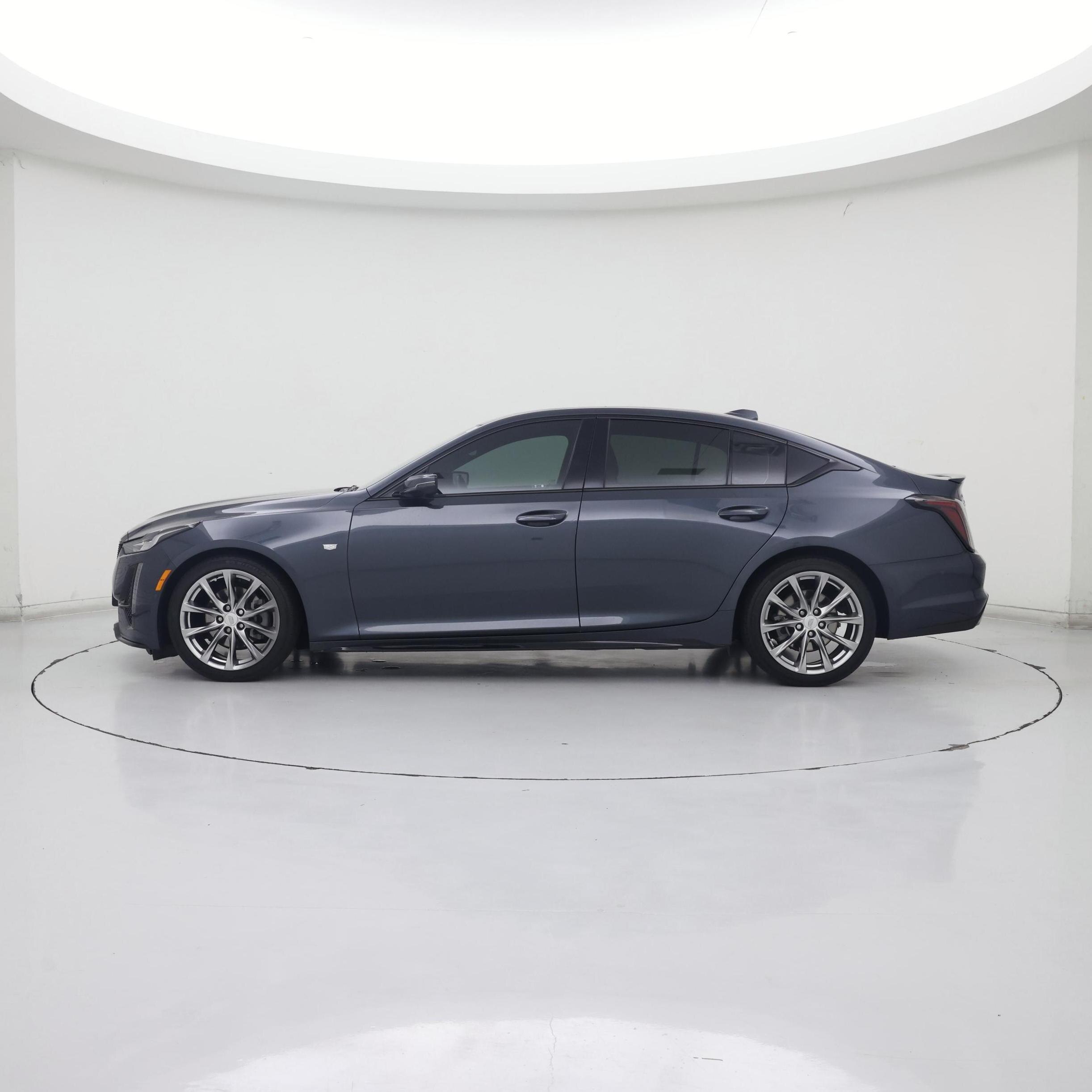 Thumbnail: 2022 Cadillac CT5 - 3