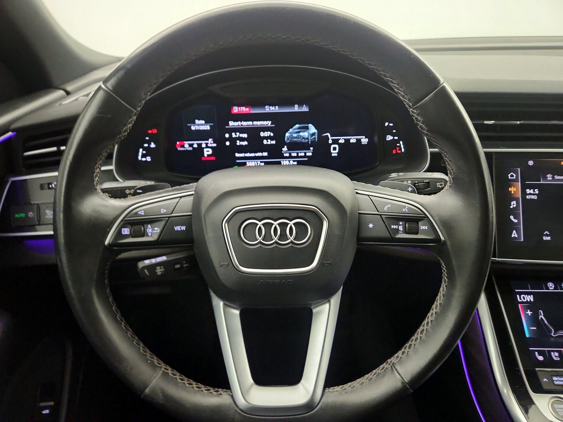 Thumbnail: 2021 Audi Q8 - 10