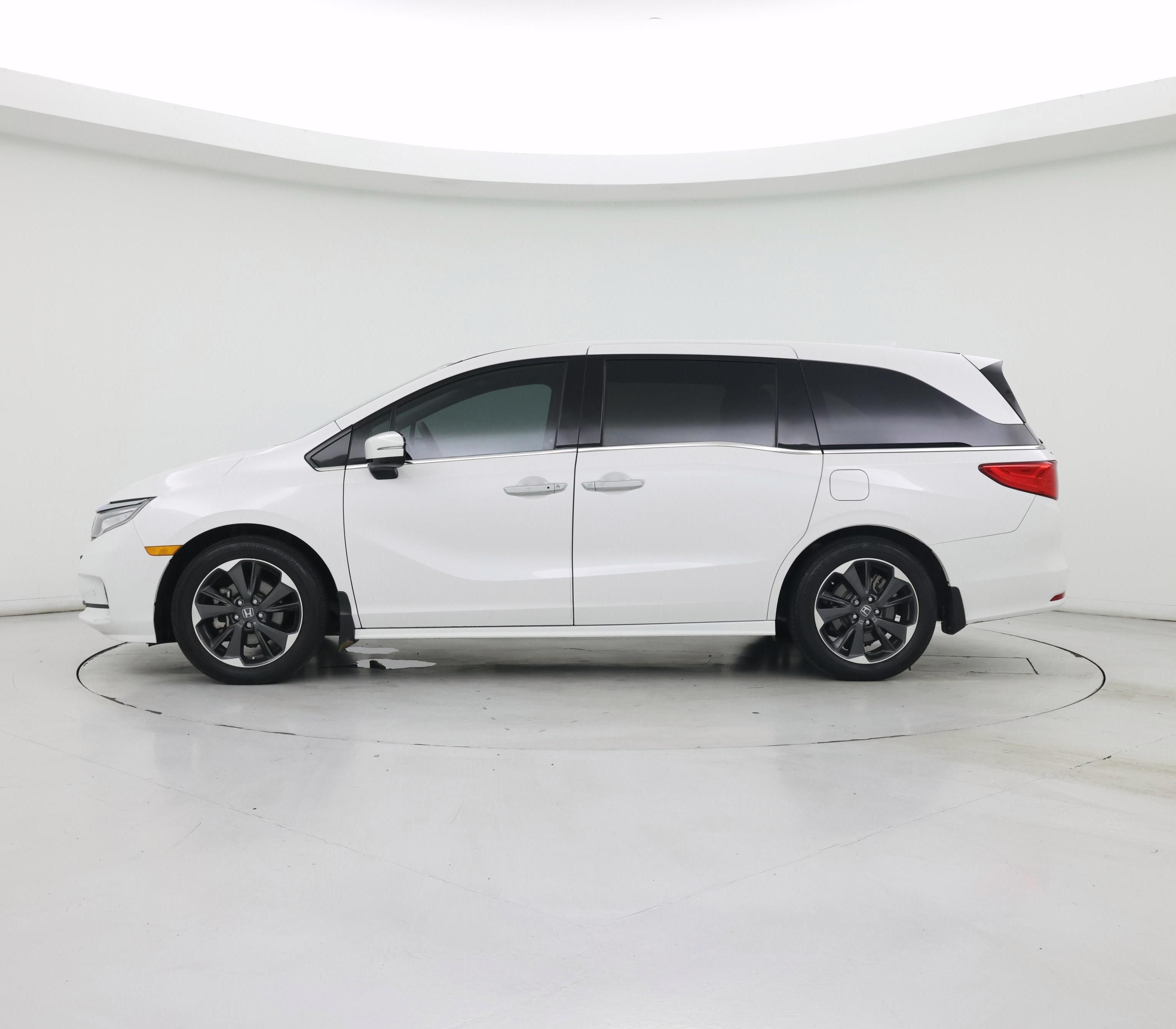 Thumbnail: 2024 Honda Odyssey - 3