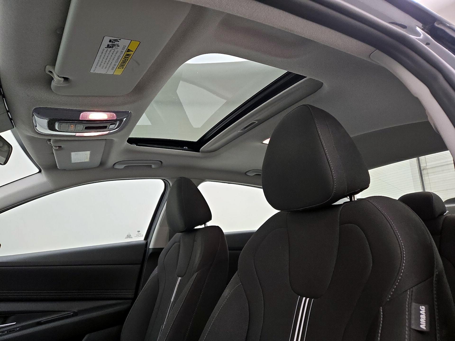 Thumbnail: 2021 Hyundai Elantra - 19