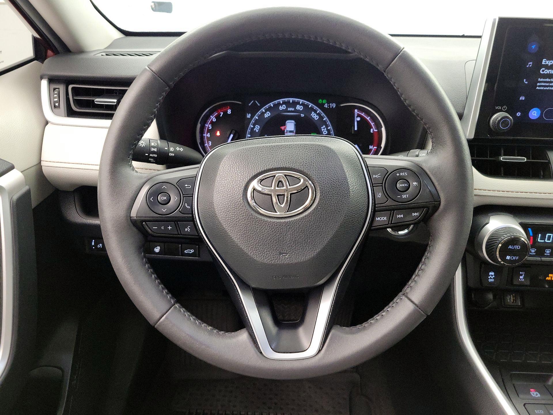 Thumbnail: 2023 Toyota RAV4 - 10