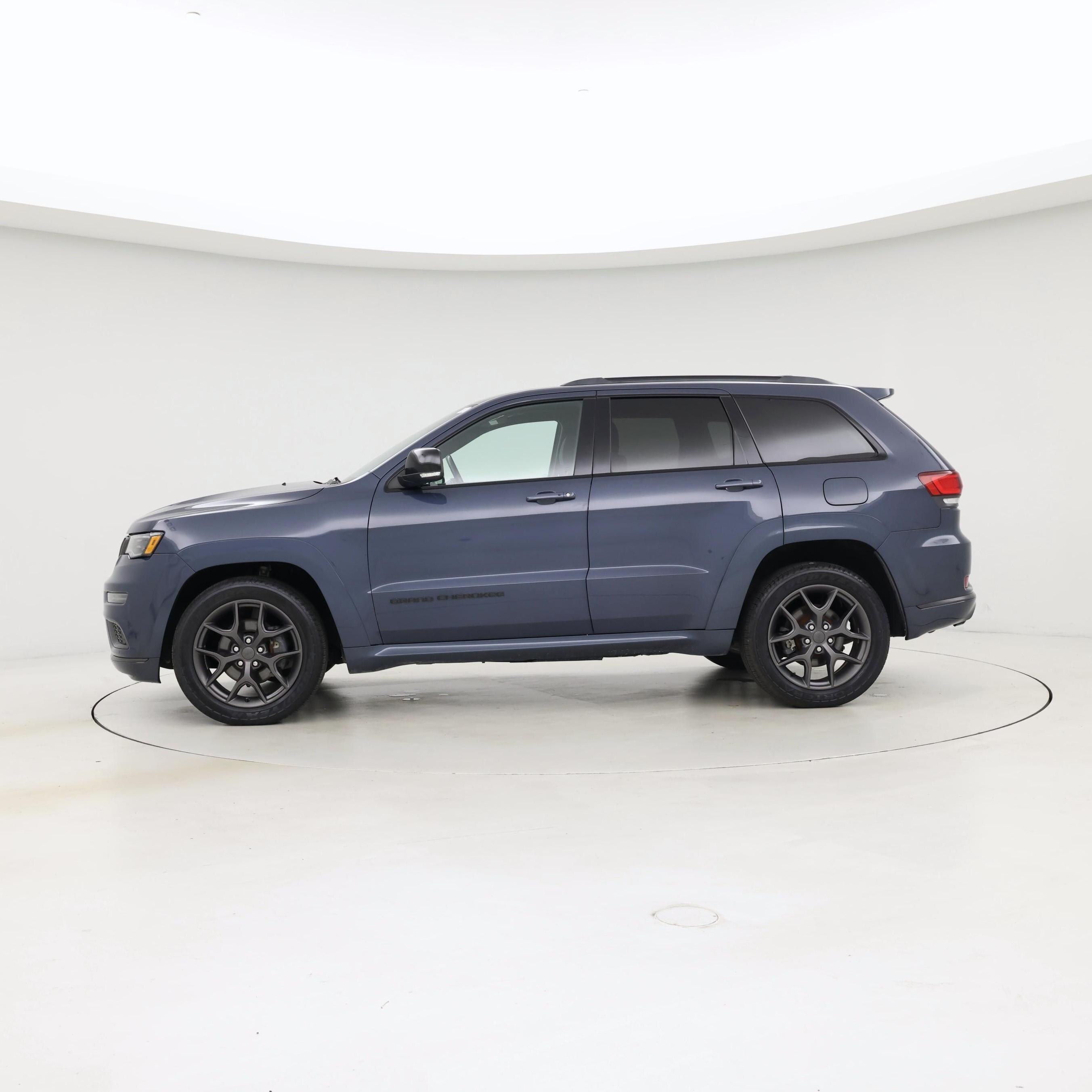 Thumbnail: 2020 Jeep Grand Cherokee - 3