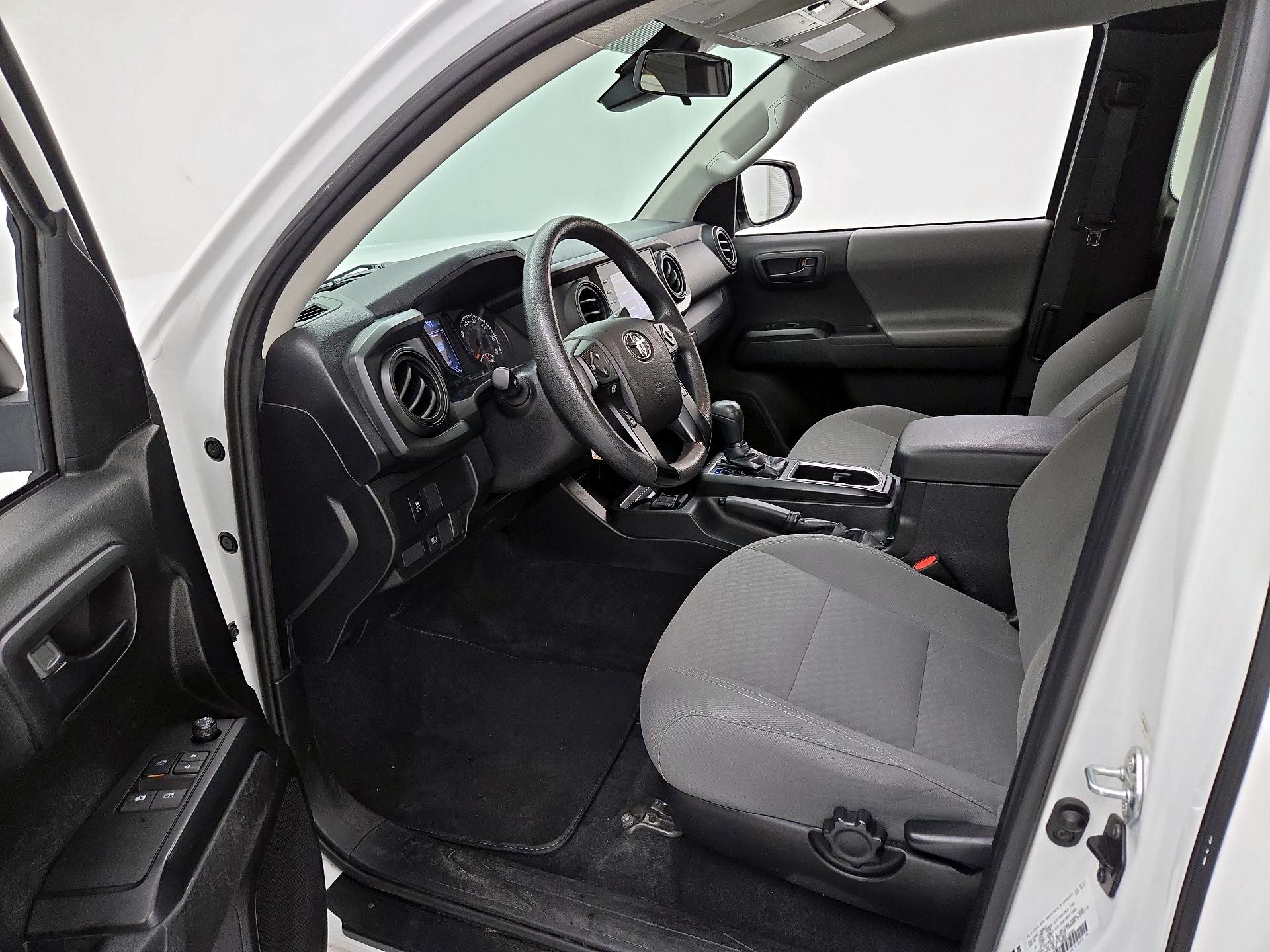 Thumbnail: 2021 Toyota Tacoma - 11