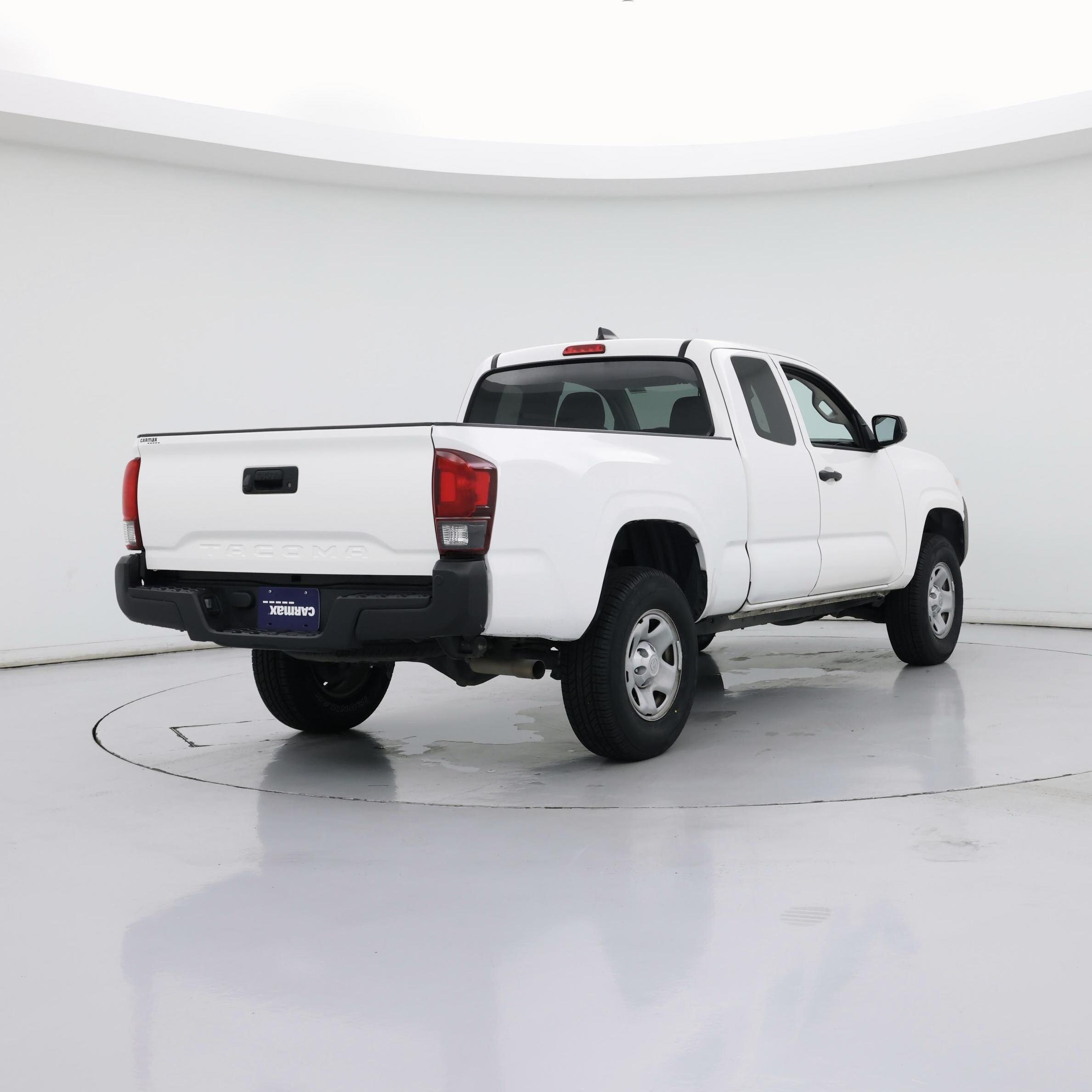 Thumbnail: 2021 Toyota Tacoma - 8