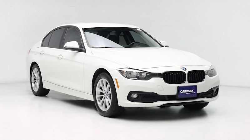 2017 BMW 3 Series 320i Hero Image