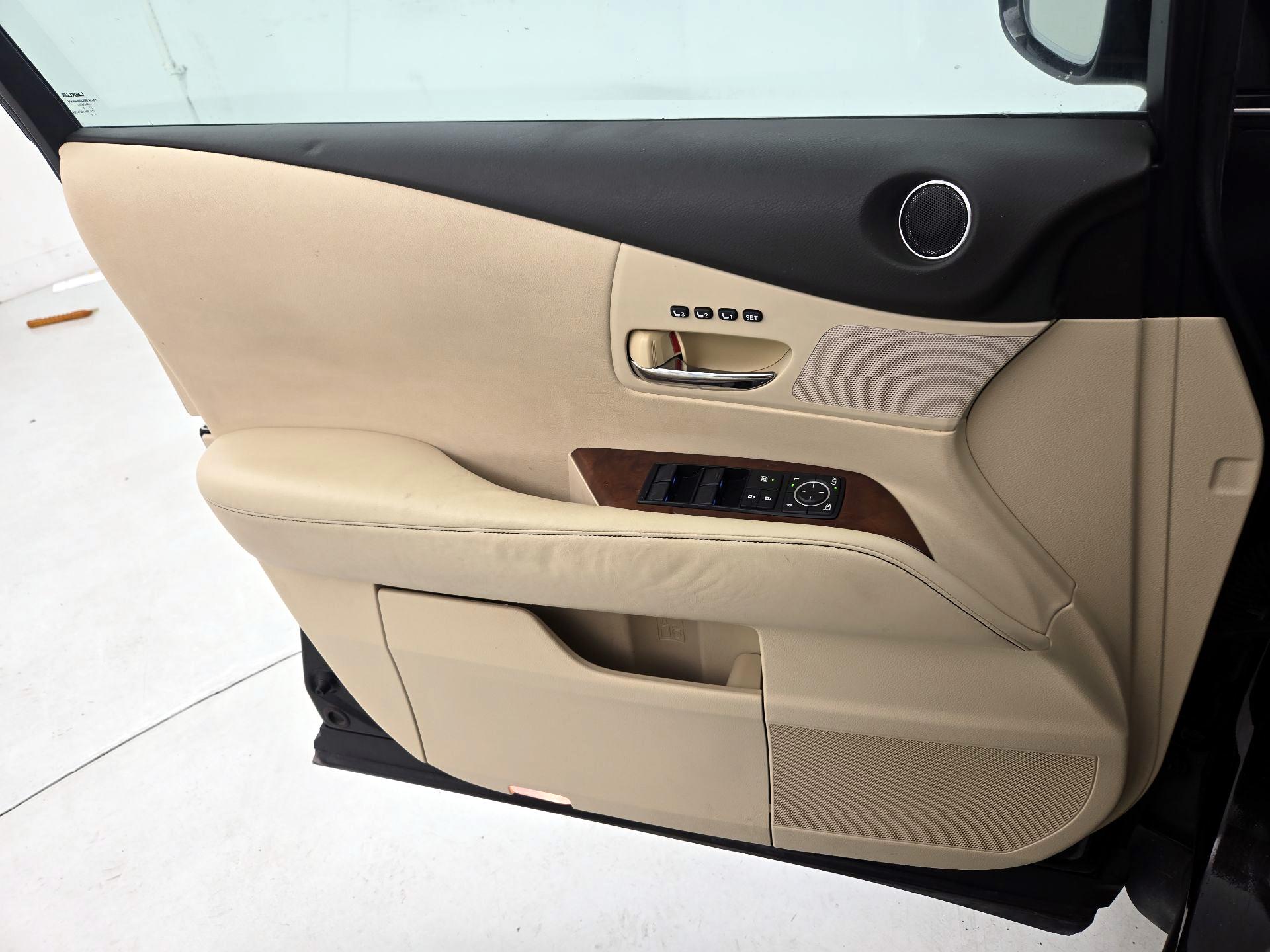 Thumbnail: 2013 Lexus RX - 12