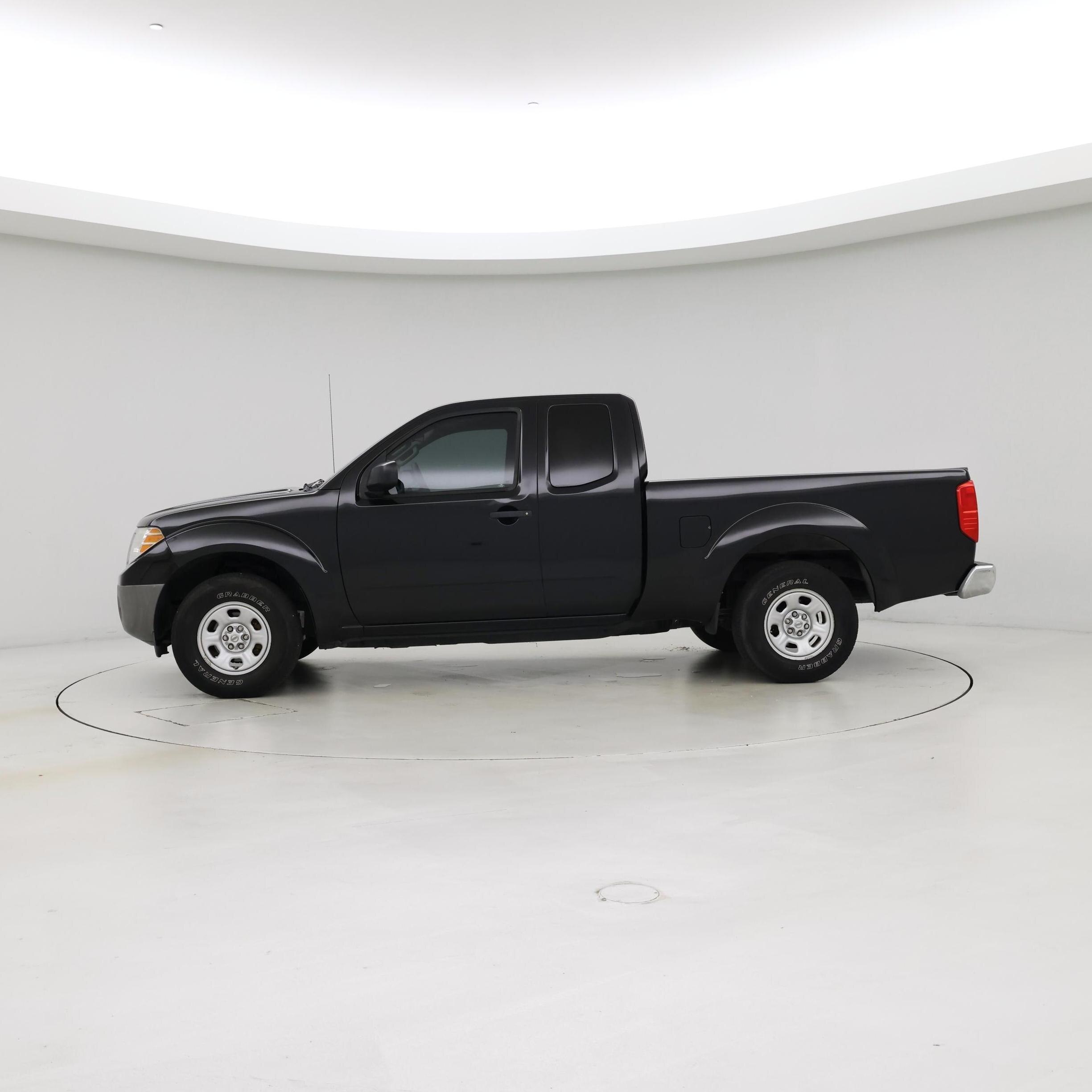 Thumbnail: 2016 Nissan Frontier - 3