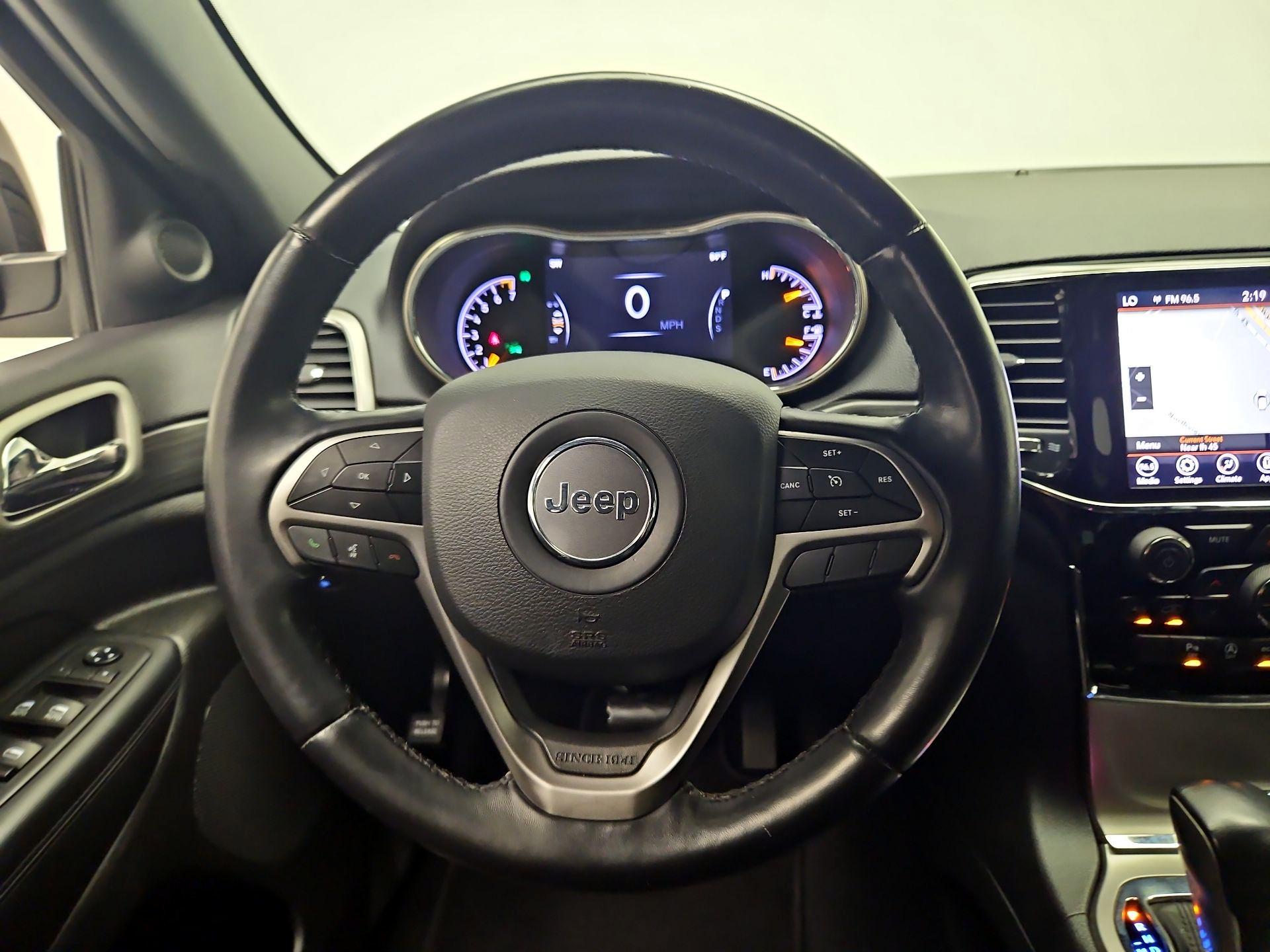 Thumbnail: 2020 Jeep Grand Cherokee - 10