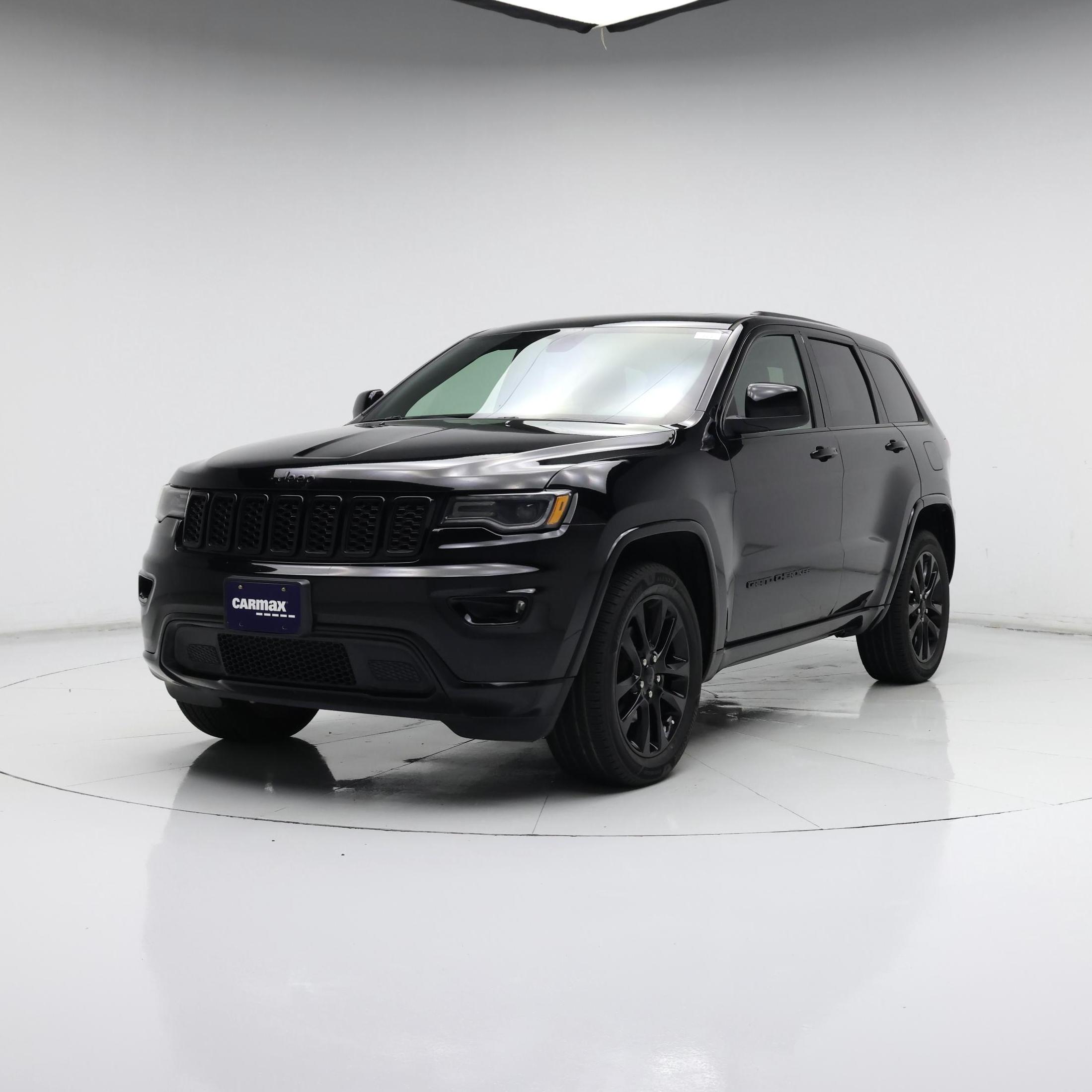 Thumbnail: 2020 Jeep Grand Cherokee - 4