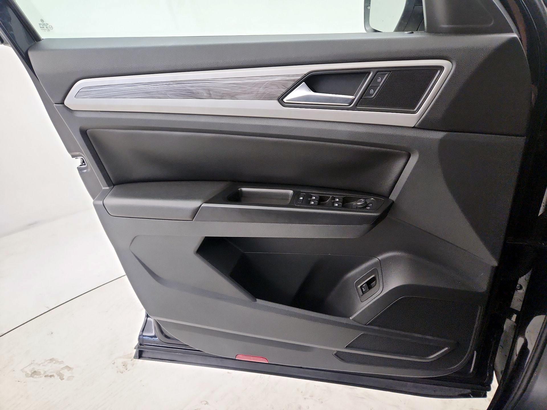 Thumbnail: 2020 Volkswagen Atlas - 12