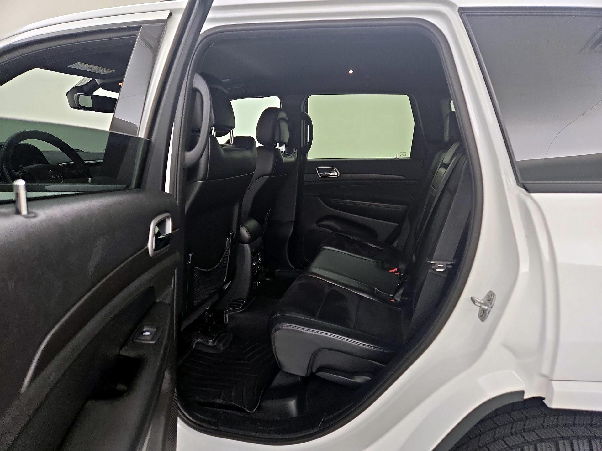 Thumbnail: 2018 Jeep Grand Cherokee - 20