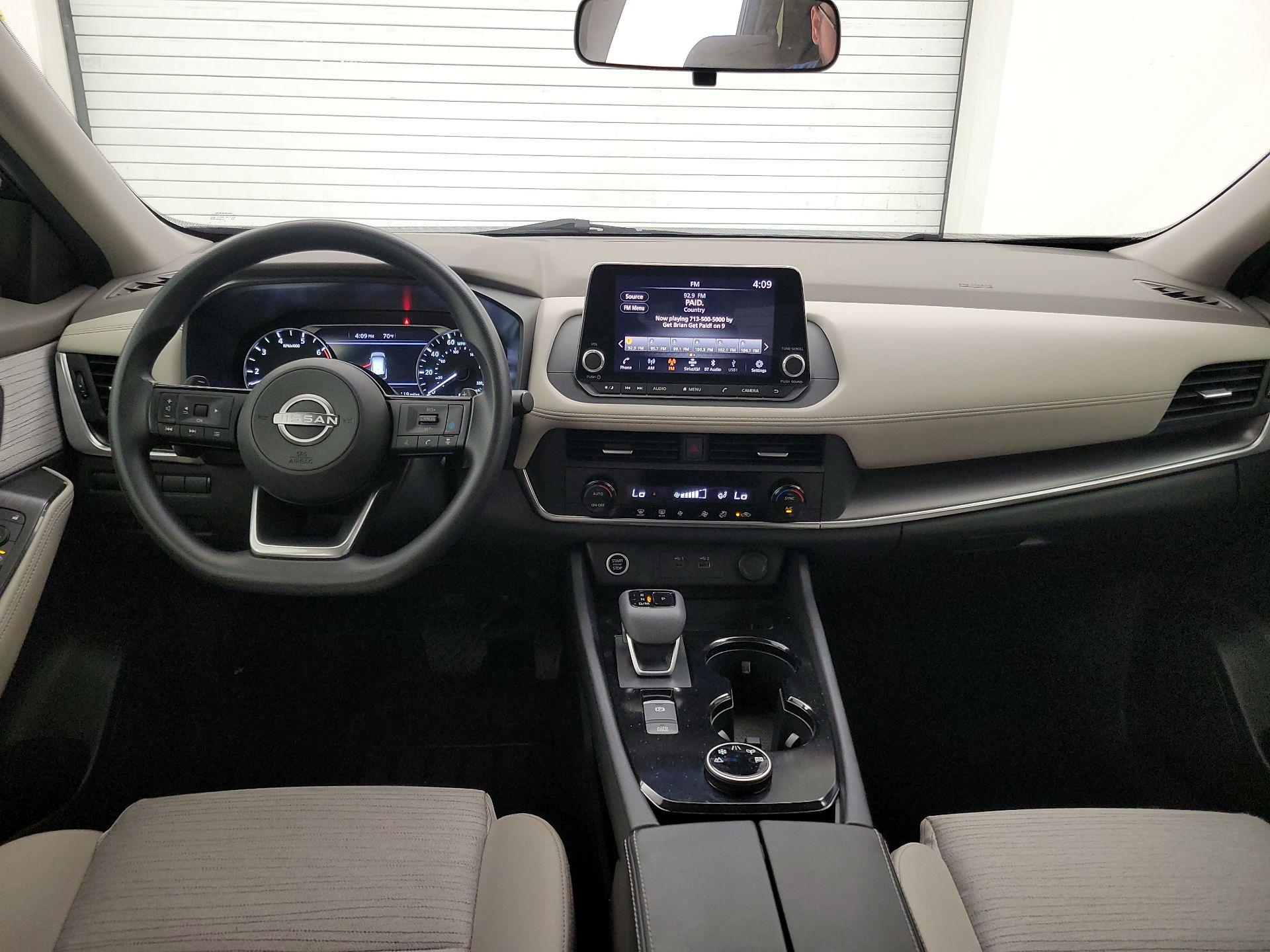 Thumbnail: 2023 Nissan Rogue - 9