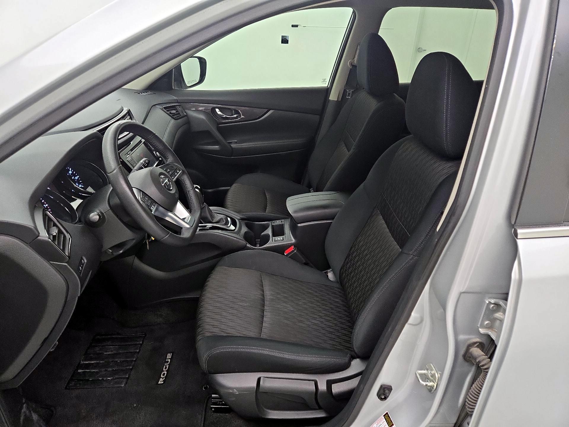 Thumbnail: 2019 Nissan Rogue - 11