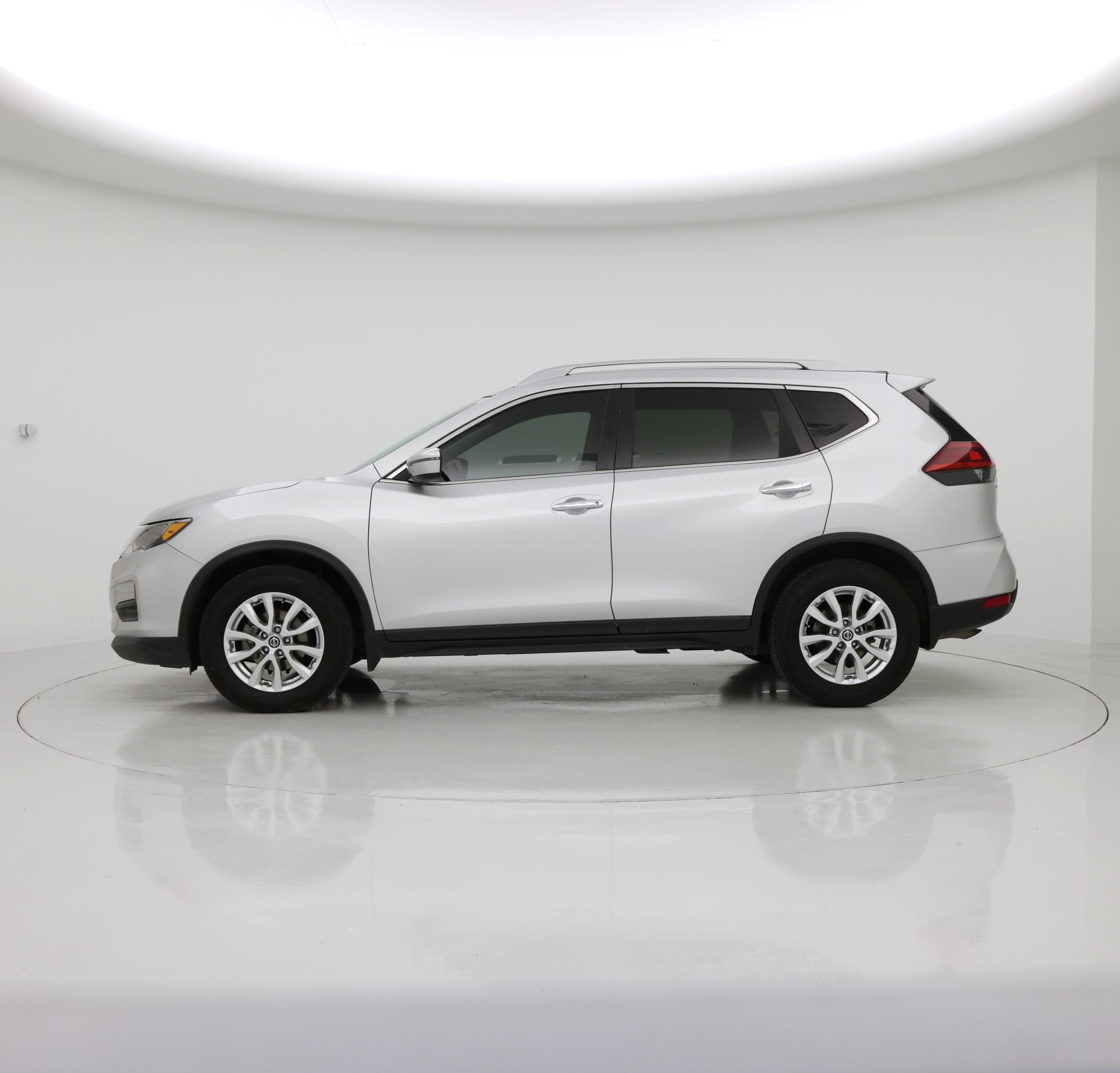Thumbnail: 2019 Nissan Rogue - 3