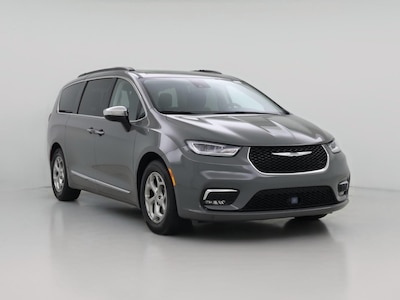 Gray 2023 Chrysler Pacifica Limited