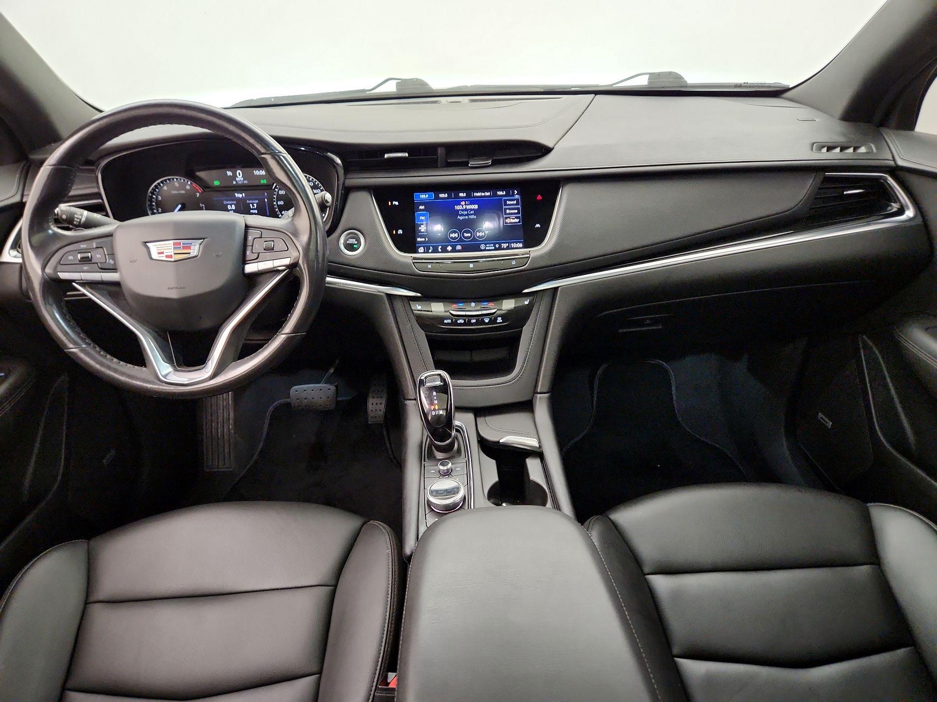 Thumbnail: 2021 Cadillac XT6 - 9