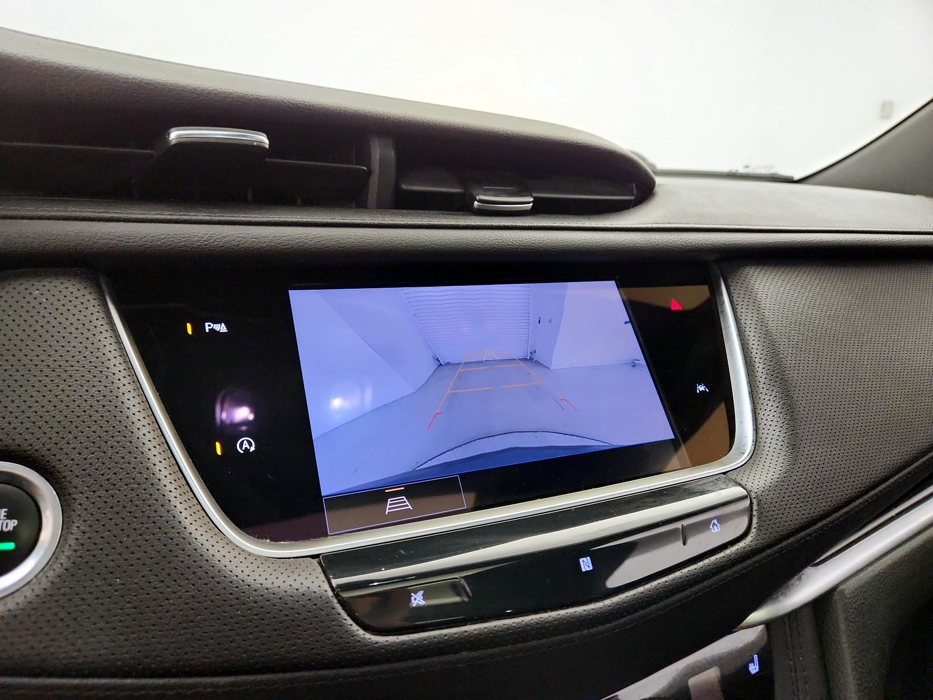 Thumbnail: 2021 Cadillac XT6 - 14